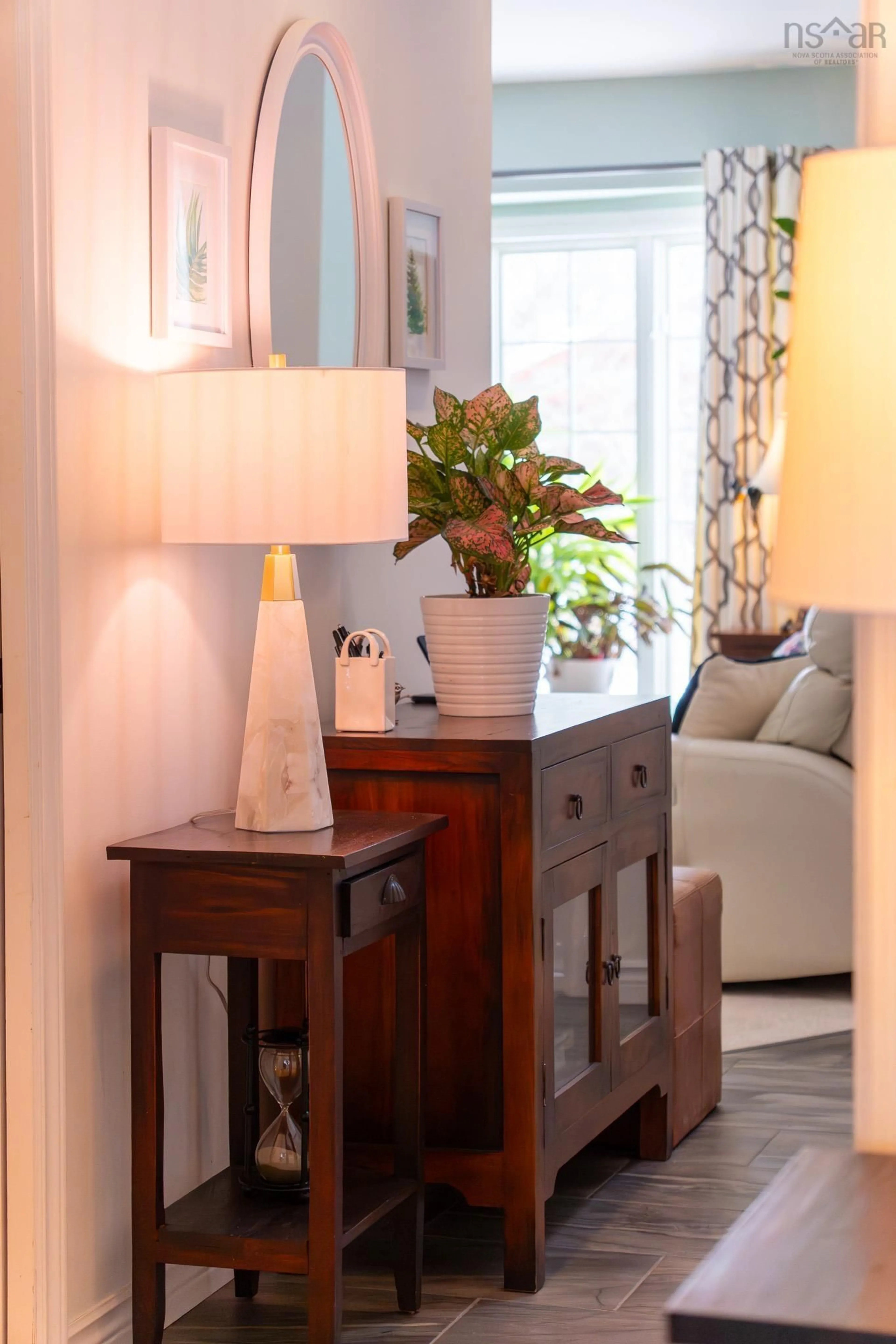 Indoor entryway for 9 Dalhousie Ave, Kentville Nova Scotia B4N 5E5