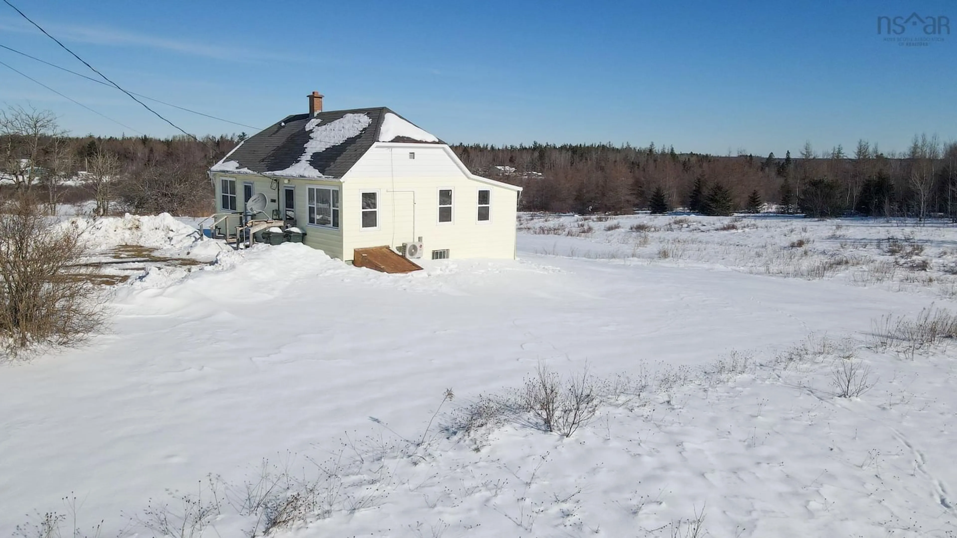 A pic from outside/outdoor area/front of a property/back of a property/a pic from drone, water/lake/river/ocean view for 7870 Highway 354, North Noel Road Nova Scotia B0N 1T0