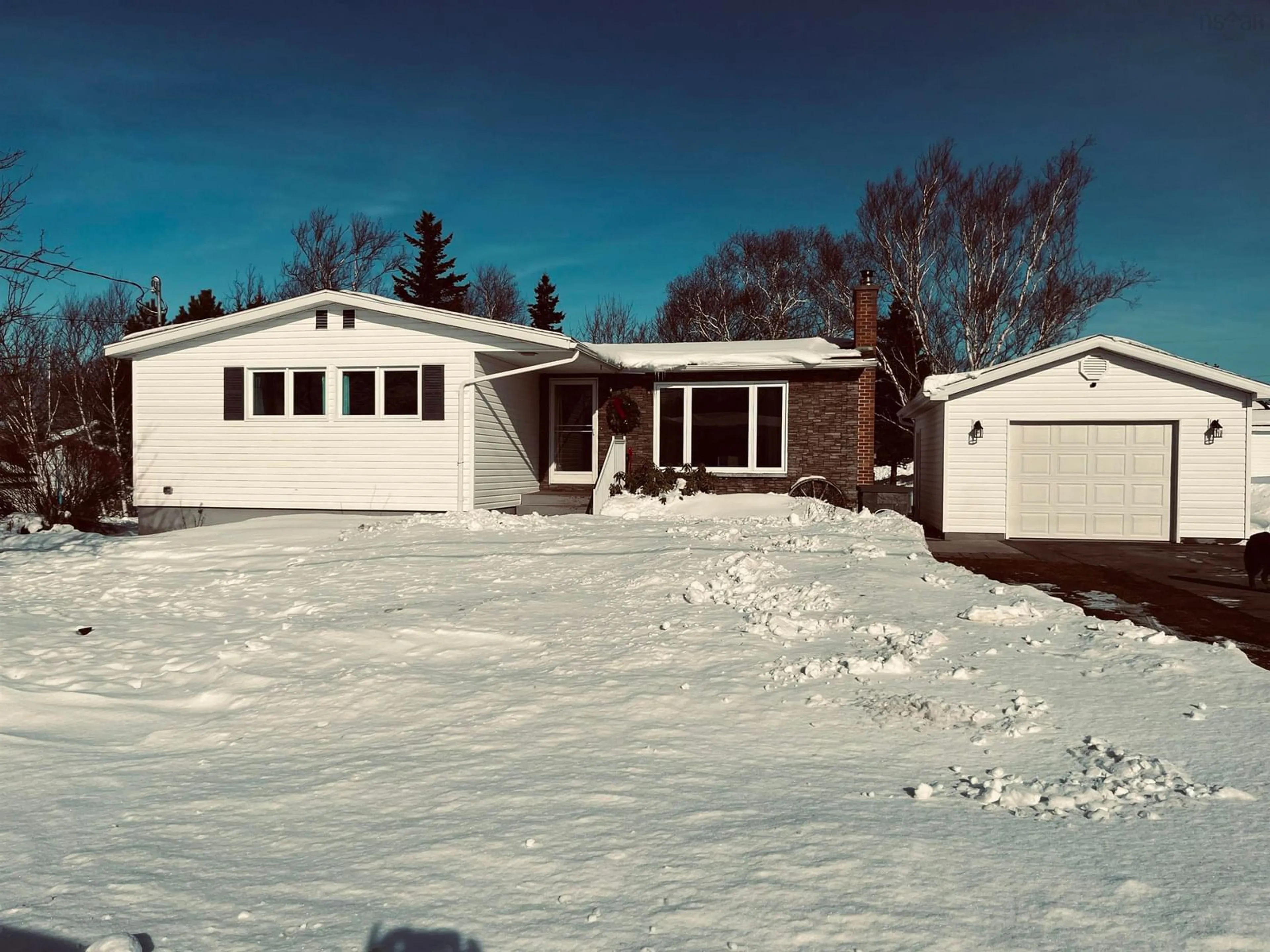 Home with vinyl exterior material, street for 10 Don-Gordon St, Glace Bay Nova Scotia B1A 6A2