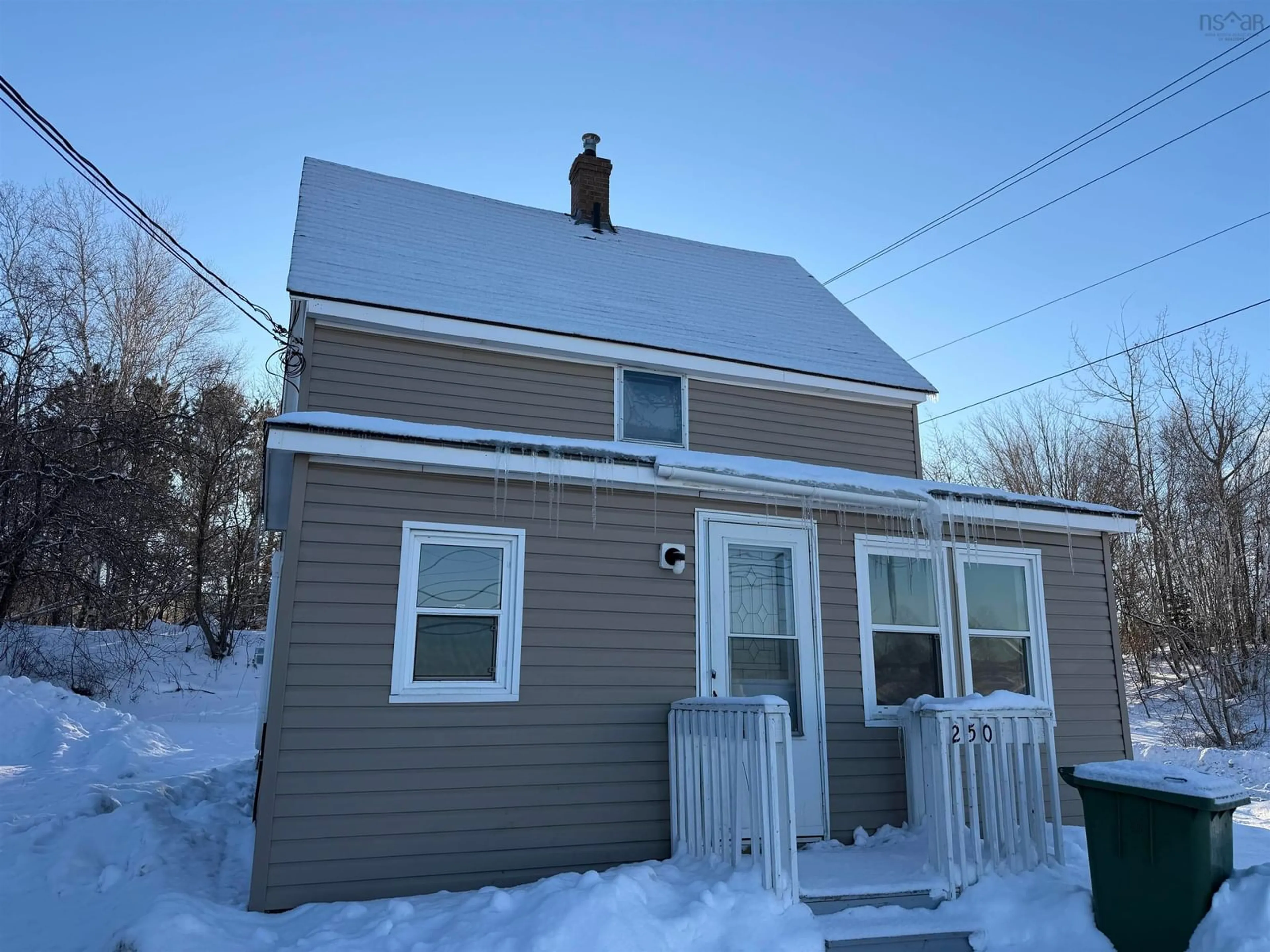 Home with vinyl exterior material, street for 250 North Main St, Trenton Nova Scotia B0K 1X0