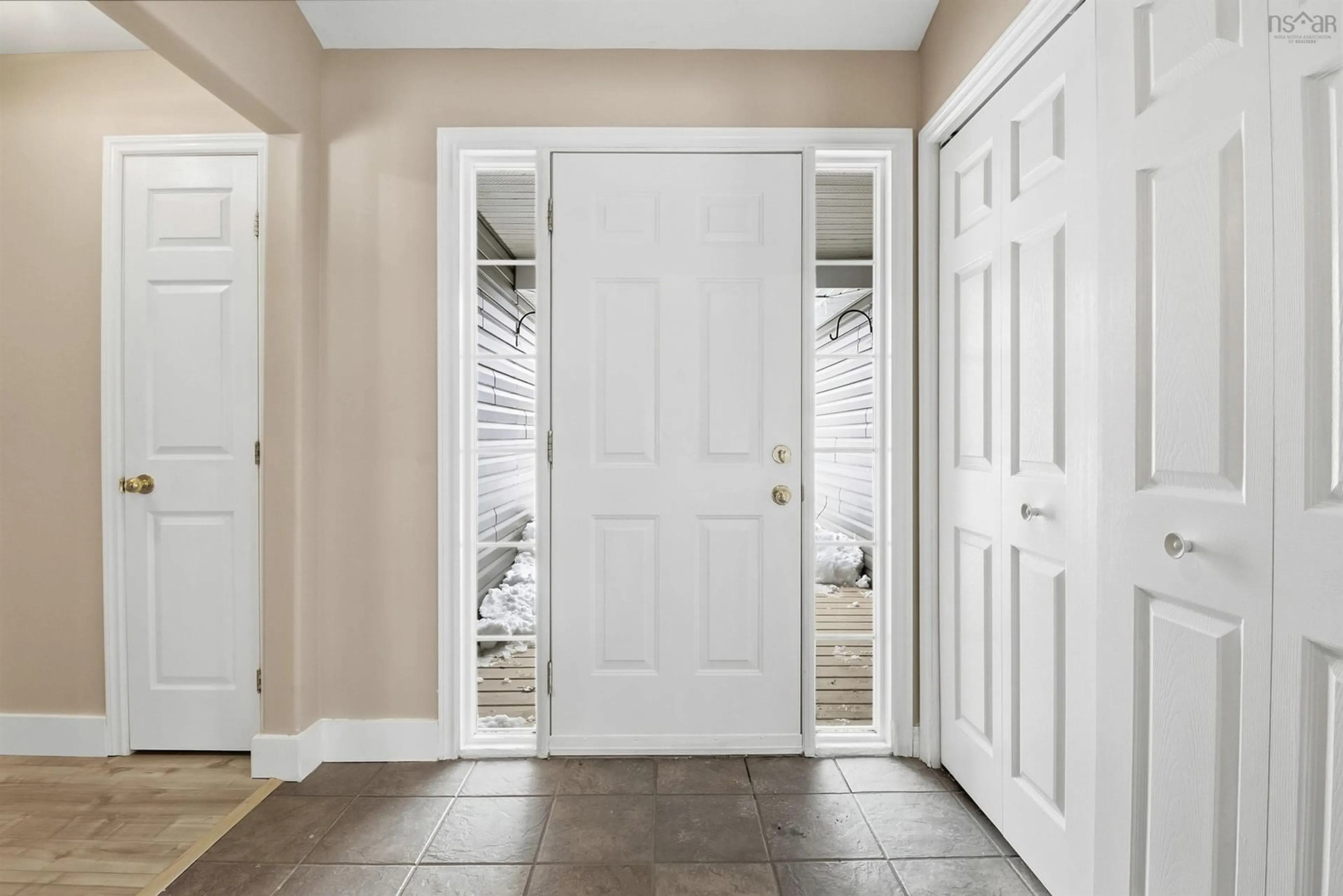 Indoor entryway for 71 Longard Dr, Timberlea Nova Scotia B3T 2E1