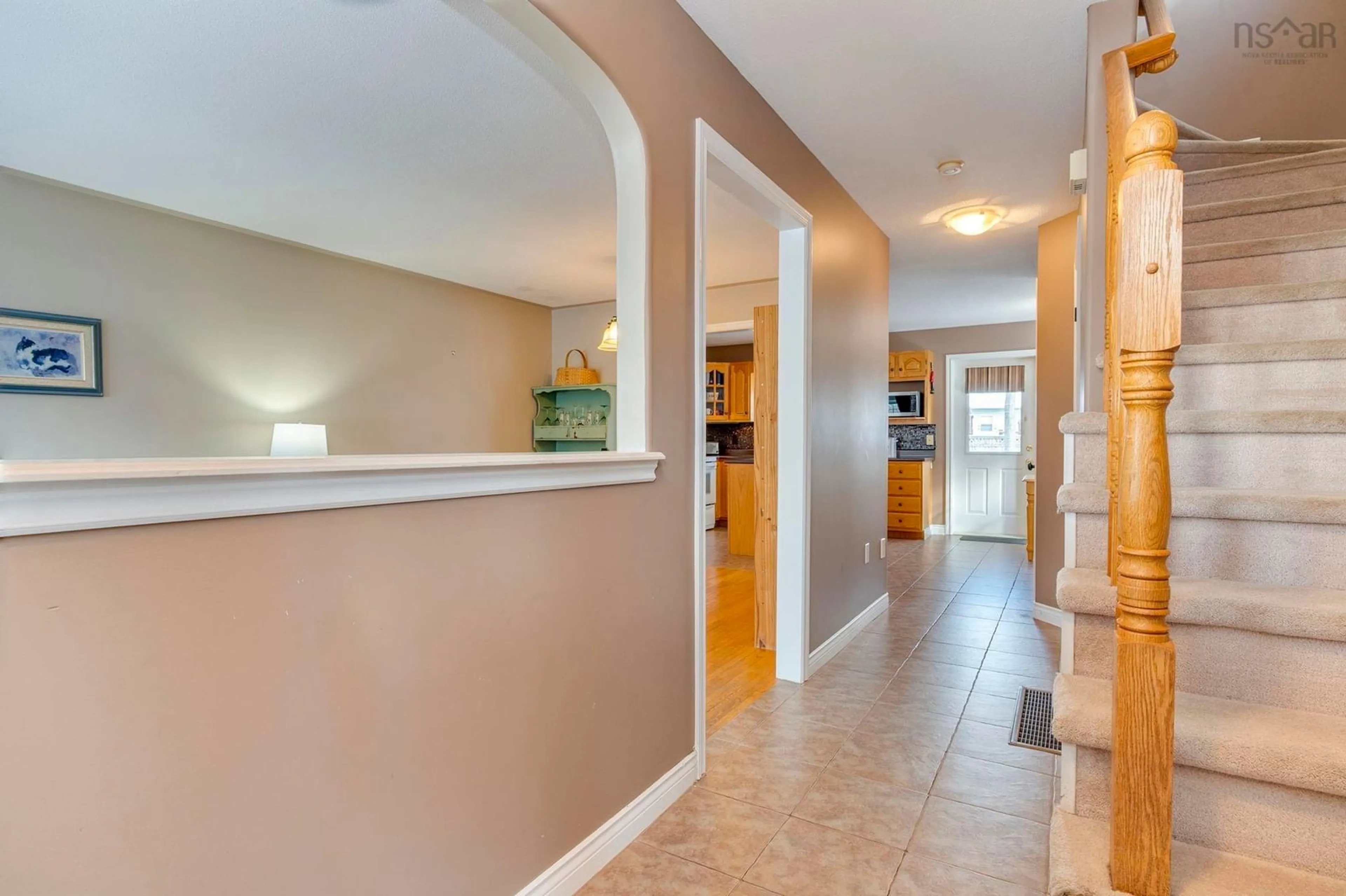 Indoor entryway for 10 Kaytyon Crt, Bedford Nova Scotia B4A 4H4