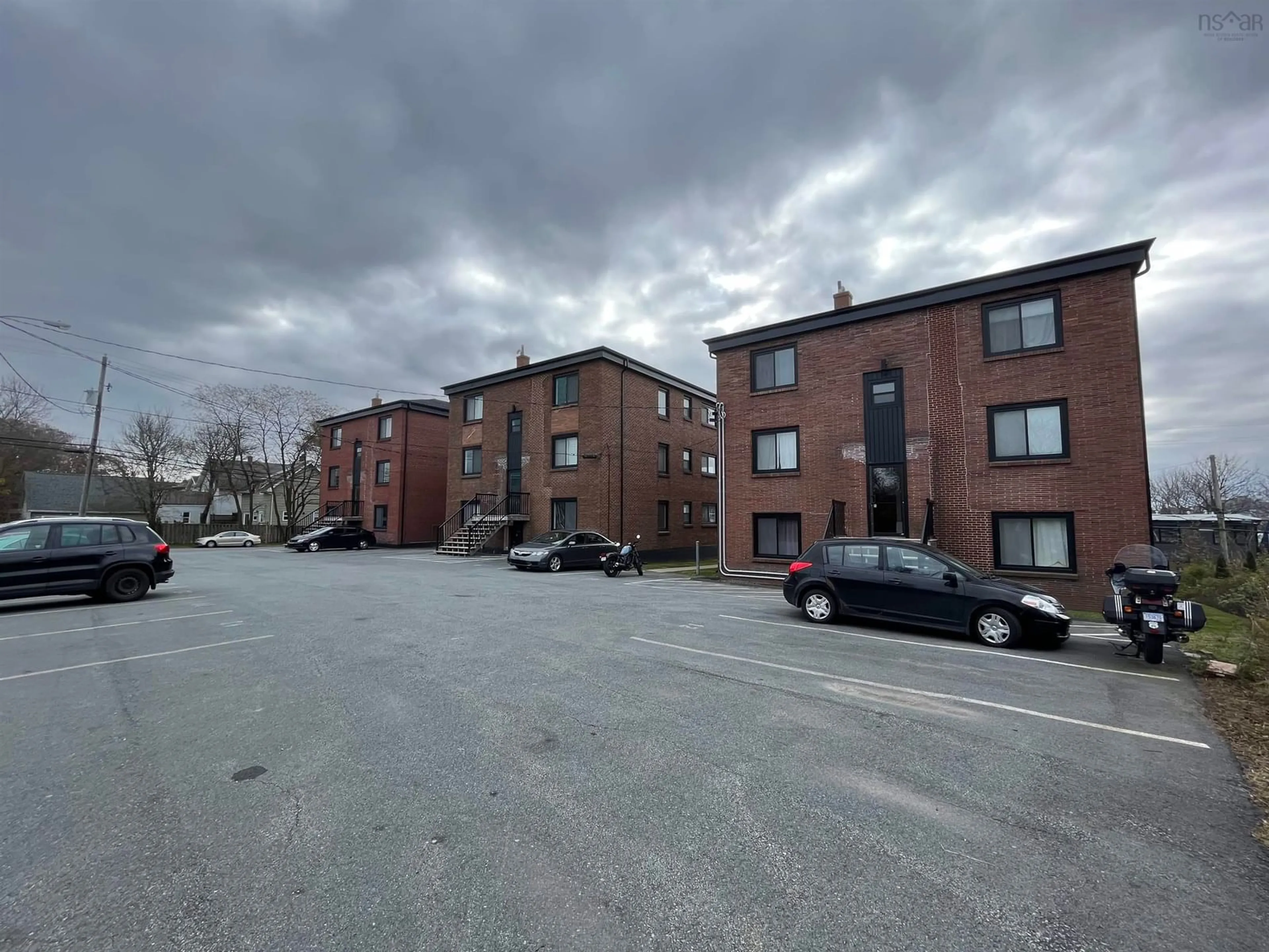 A pic from outside/outdoor area/front of a property/back of a property/a pic from drone, street for 88, 90, 90A Windmill Rd, Dartmouth Nova Scotia B3A 1C7