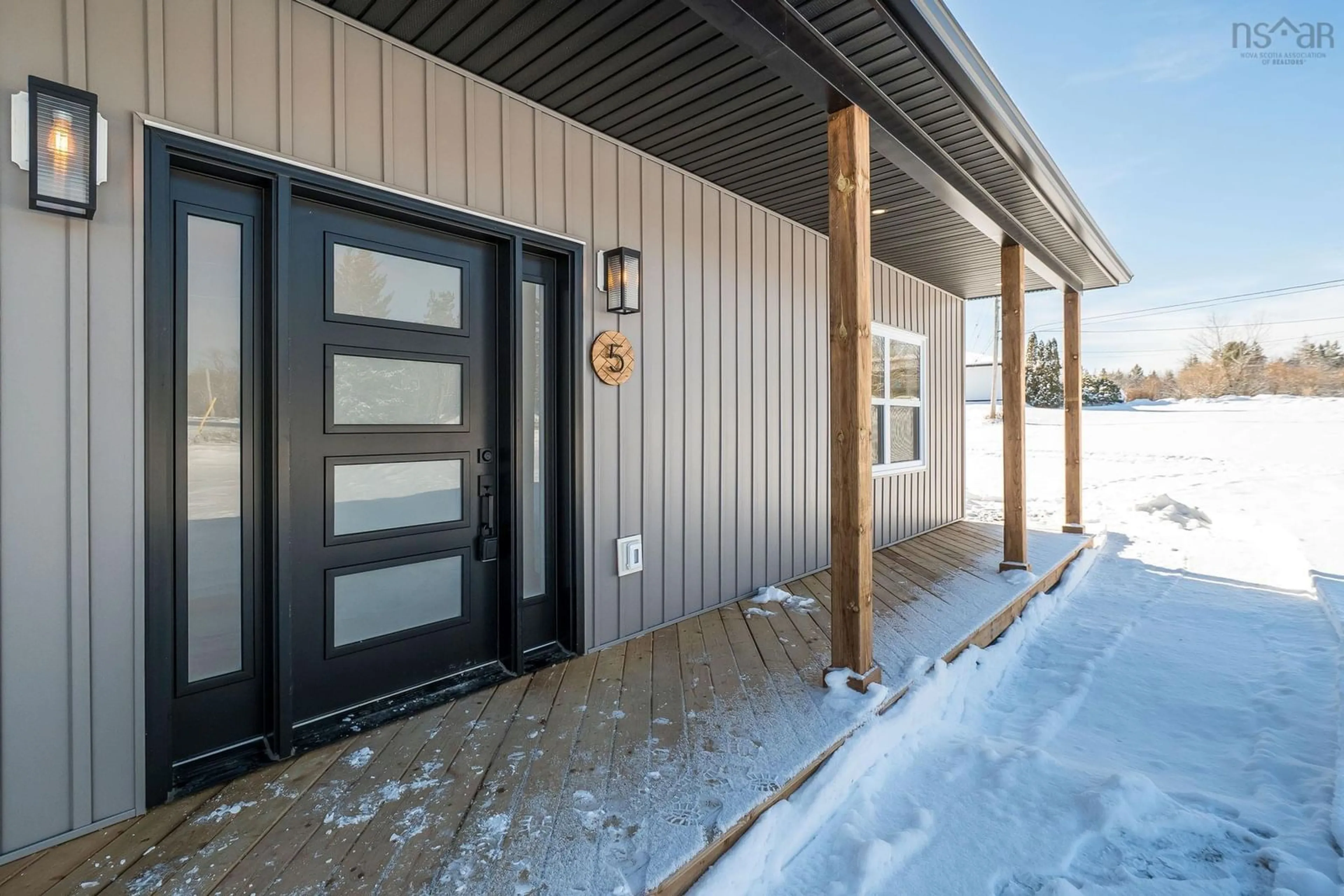 Indoor entryway for 5 Charles Veinotte Rd, Beech Hill Nova Scotia B0J 1K0