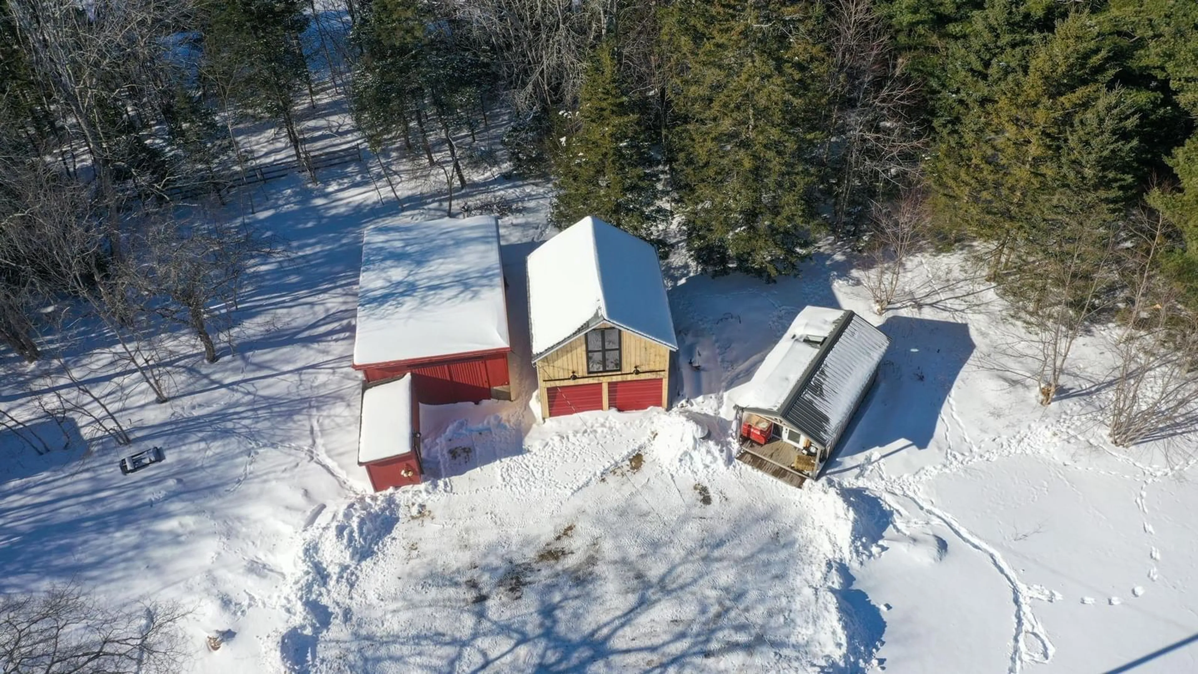 A pic from outside/outdoor area/front of a property/back of a property/a pic from drone, building for 104 Mount Pleasant Rd, Brooklyn Nova Scotia B0J 1H0