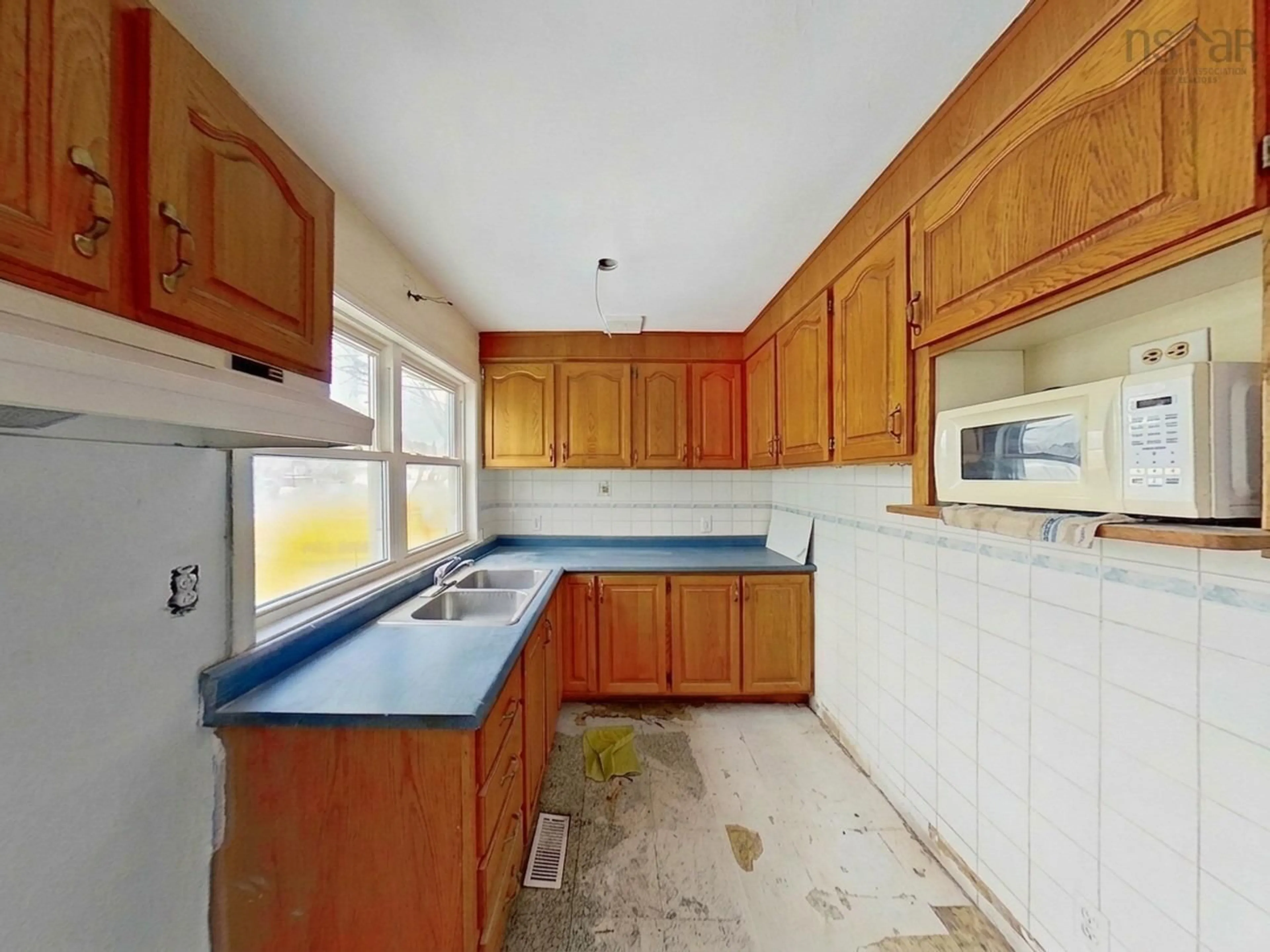 Standard kitchen, unknown for 60 Thornhill Dr, Spryfield Nova Scotia B3R 2B4