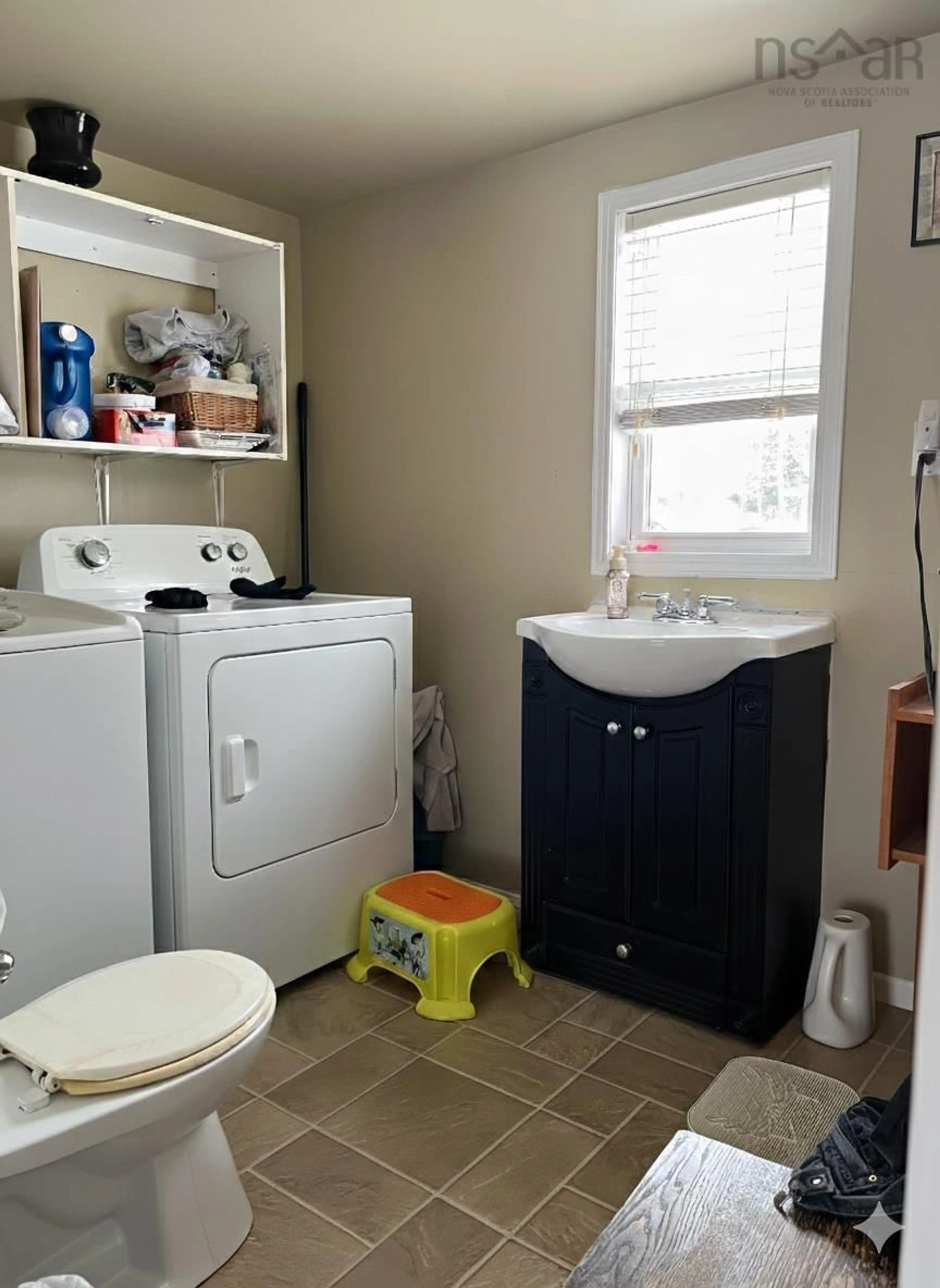 Laundry room for 68 Mcgee St St, Amherst Nova Scotia B0M 1X0