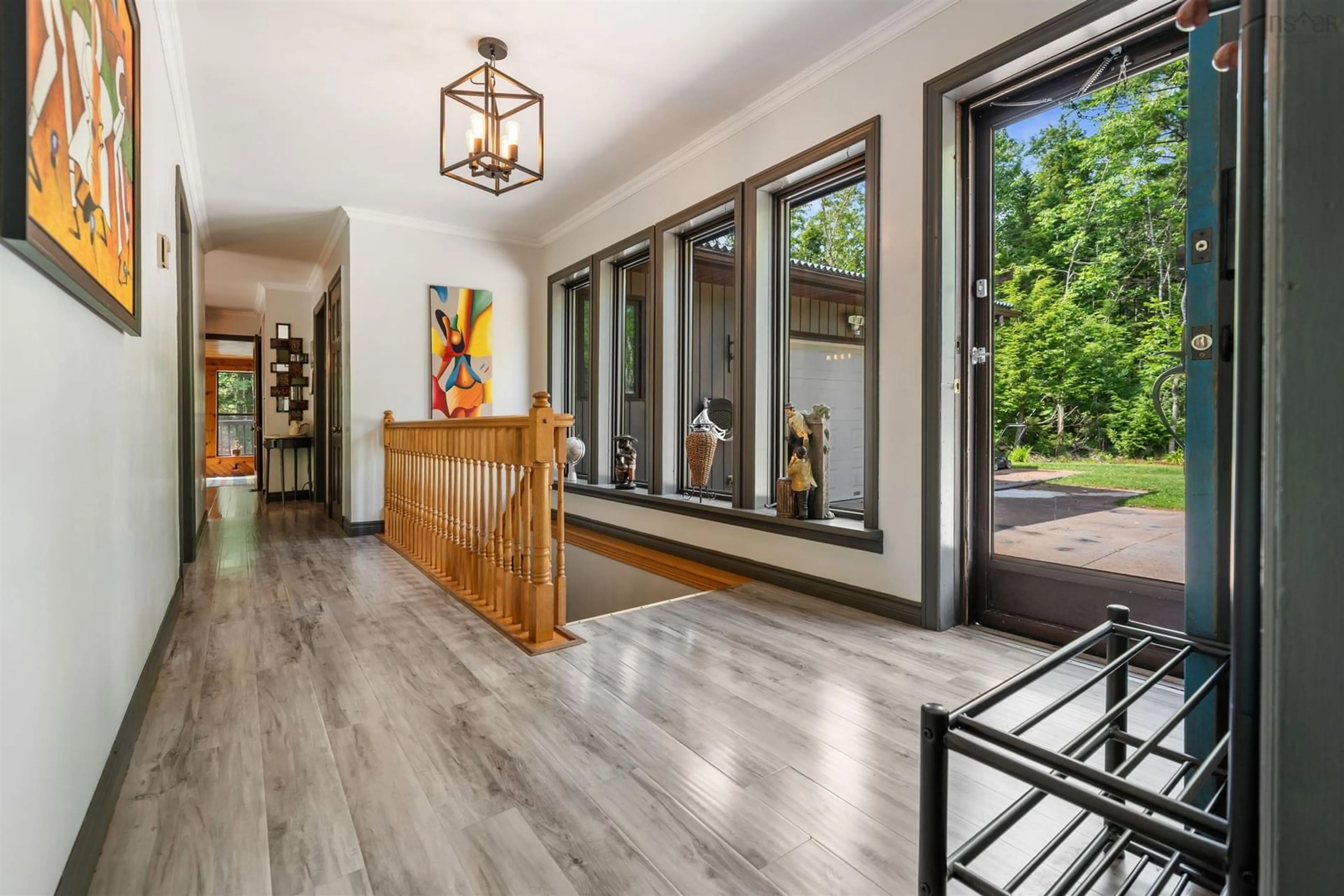 Indoor entryway for 275 Harris Rd, Haliburton Nova Scotia B0K 1H0