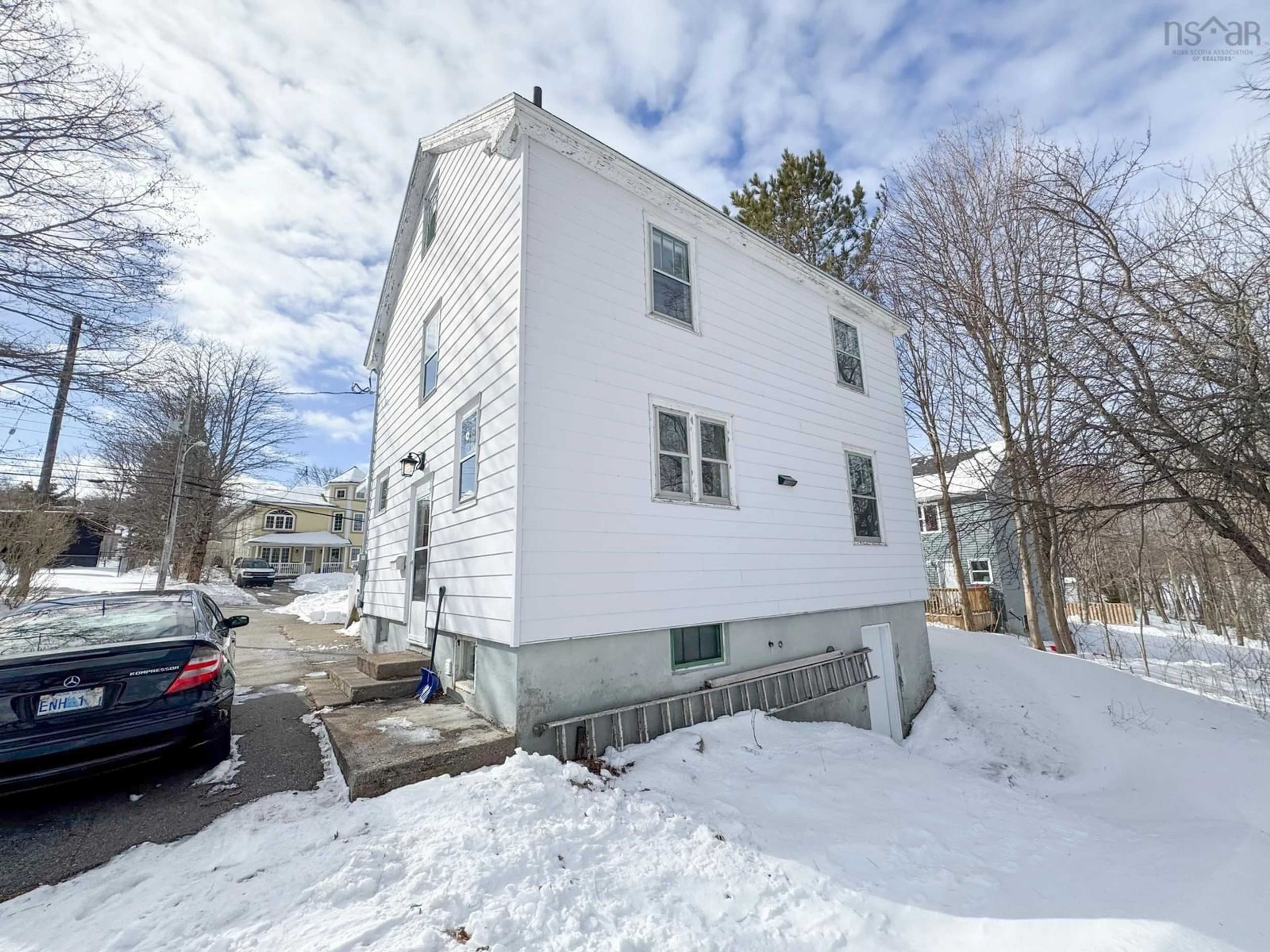 Unknown for 351 Cottage Rd, Sydney Nova Scotia B1P 2E7