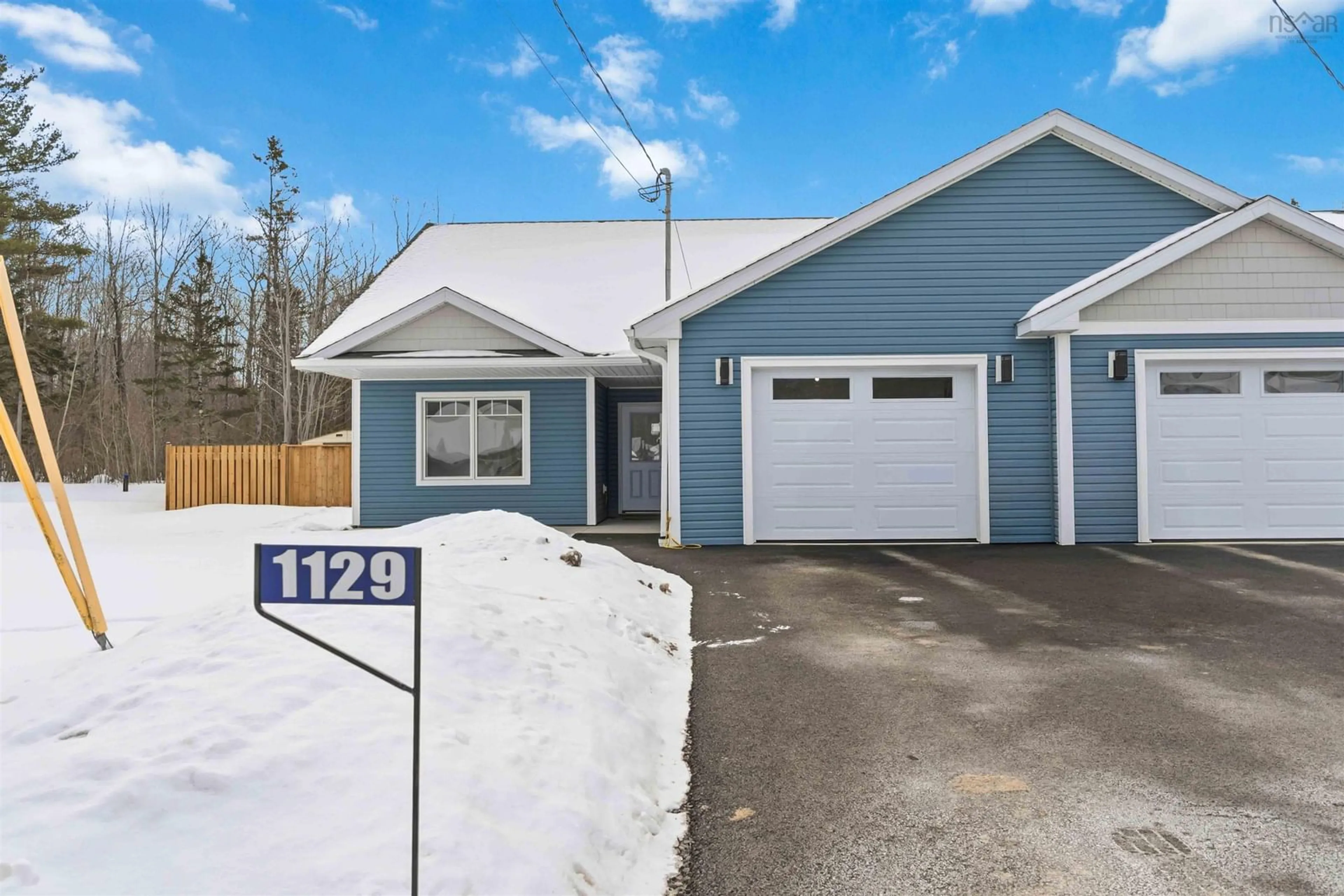 Home with vinyl exterior material, street for 1129 Percy Crt, Aylesford Nova Scotia B0P 1C0