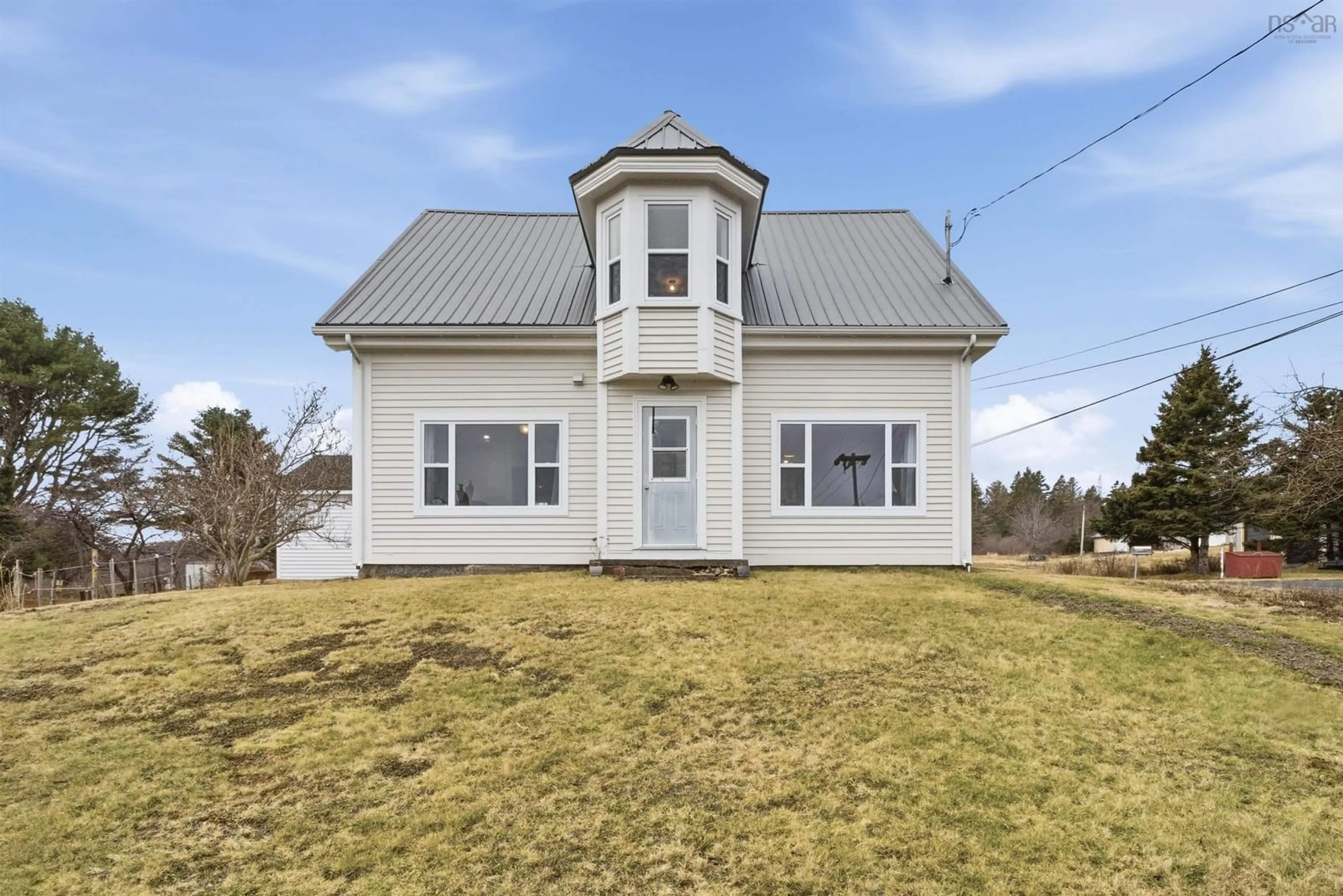 Home with vinyl exterior material, building for 15 Five Houses Rd, Lower LaHave Nova Scotia B0J 2W0