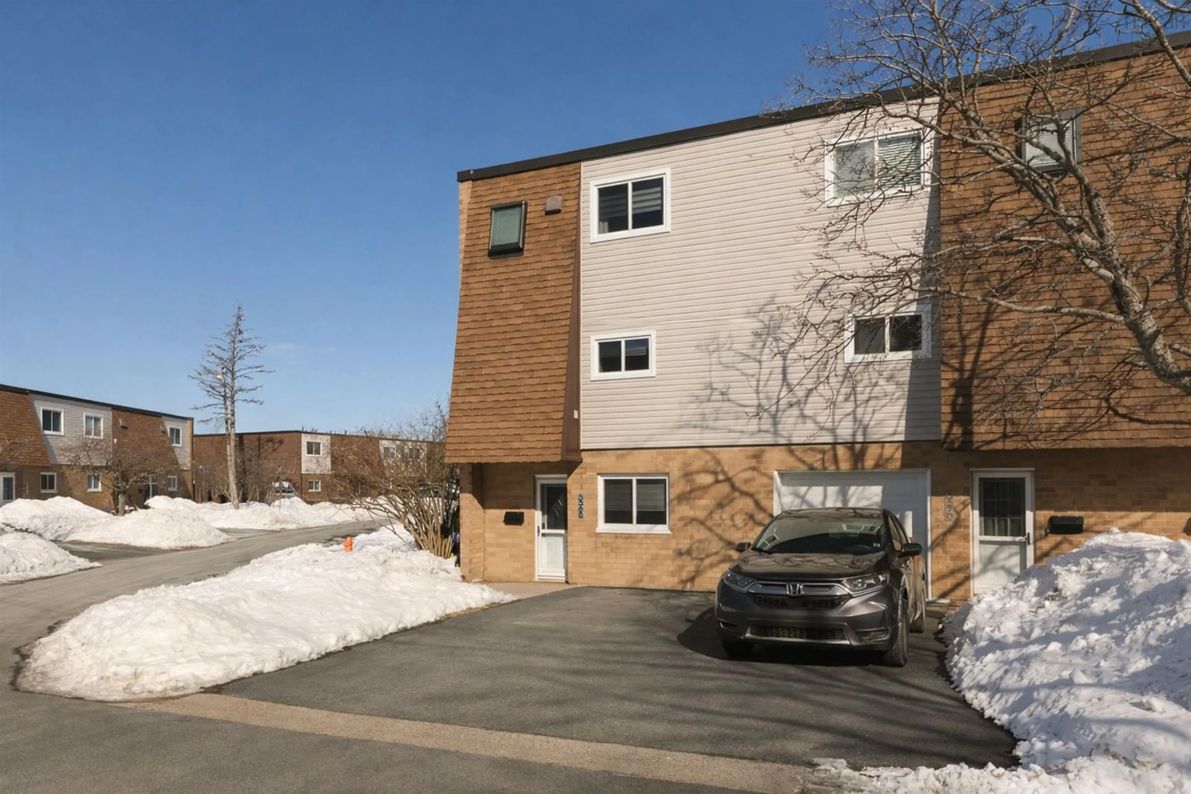 Unknown for 5568 Carriageway Cres, North End Nova Scotia B3K 5K4