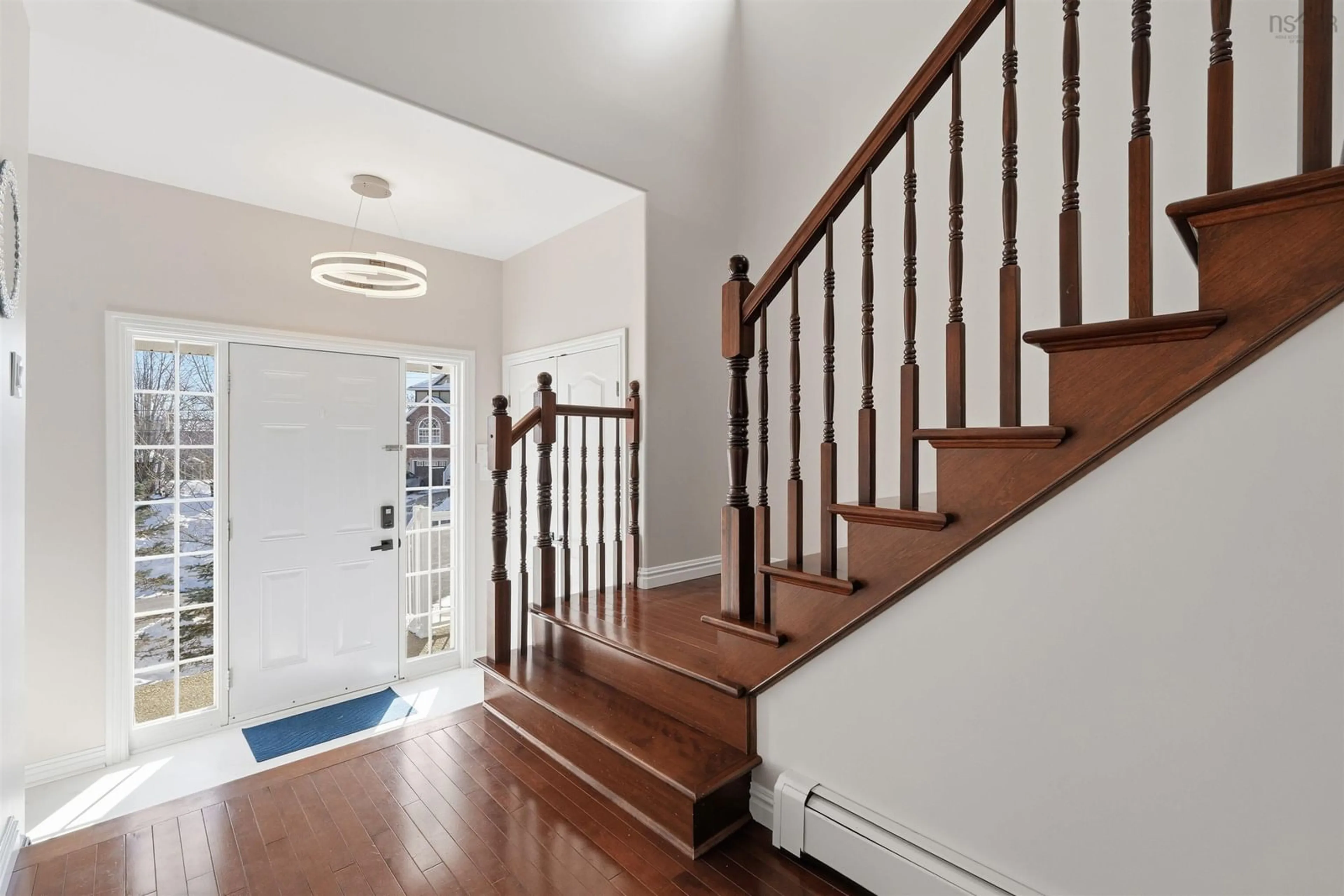 Indoor entryway for 49 Merchant Crt, Halifax Nova Scotia B3M 0A8
