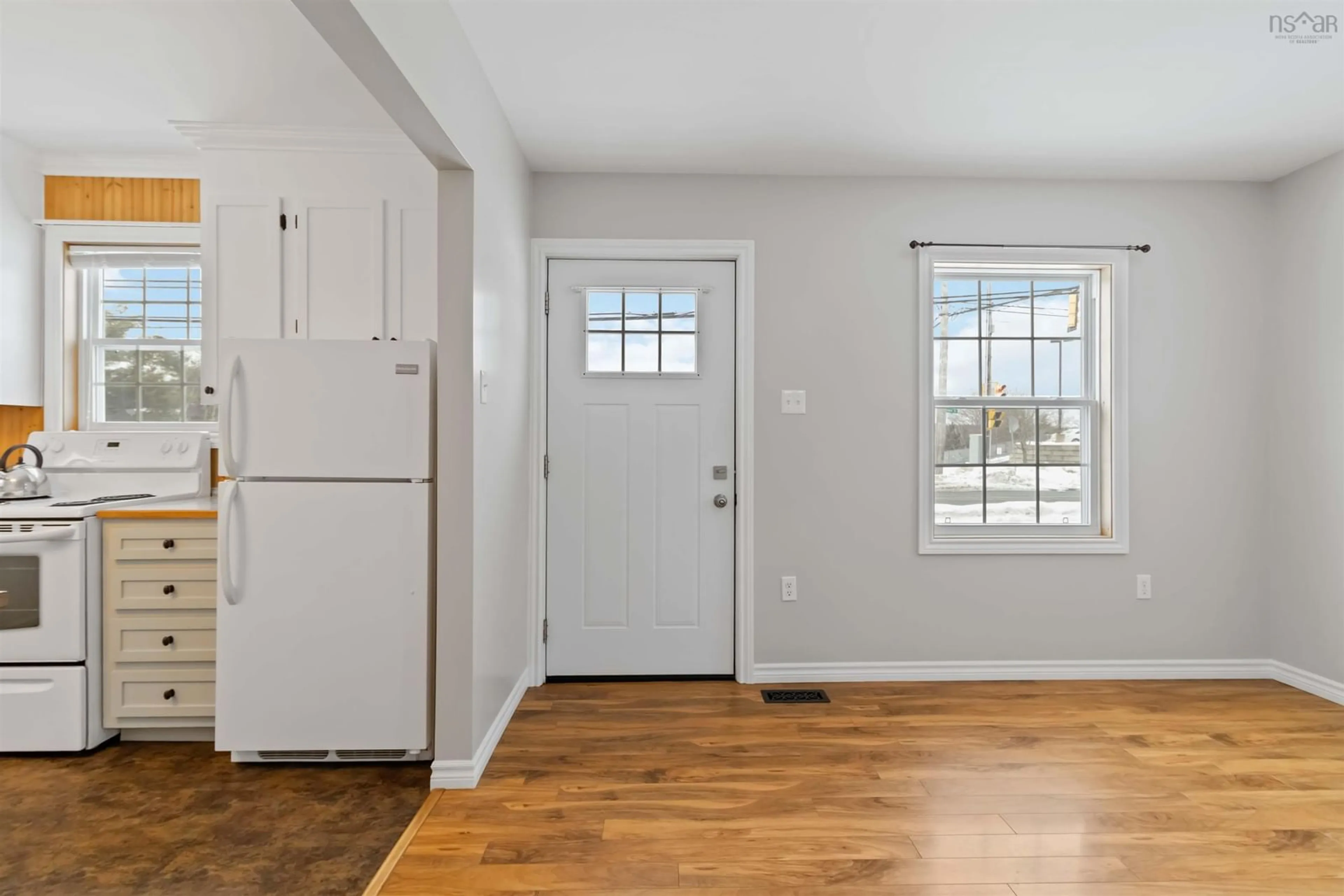 Indoor entryway for 112 North St, Bridgewater Nova Scotia B4V 2V6