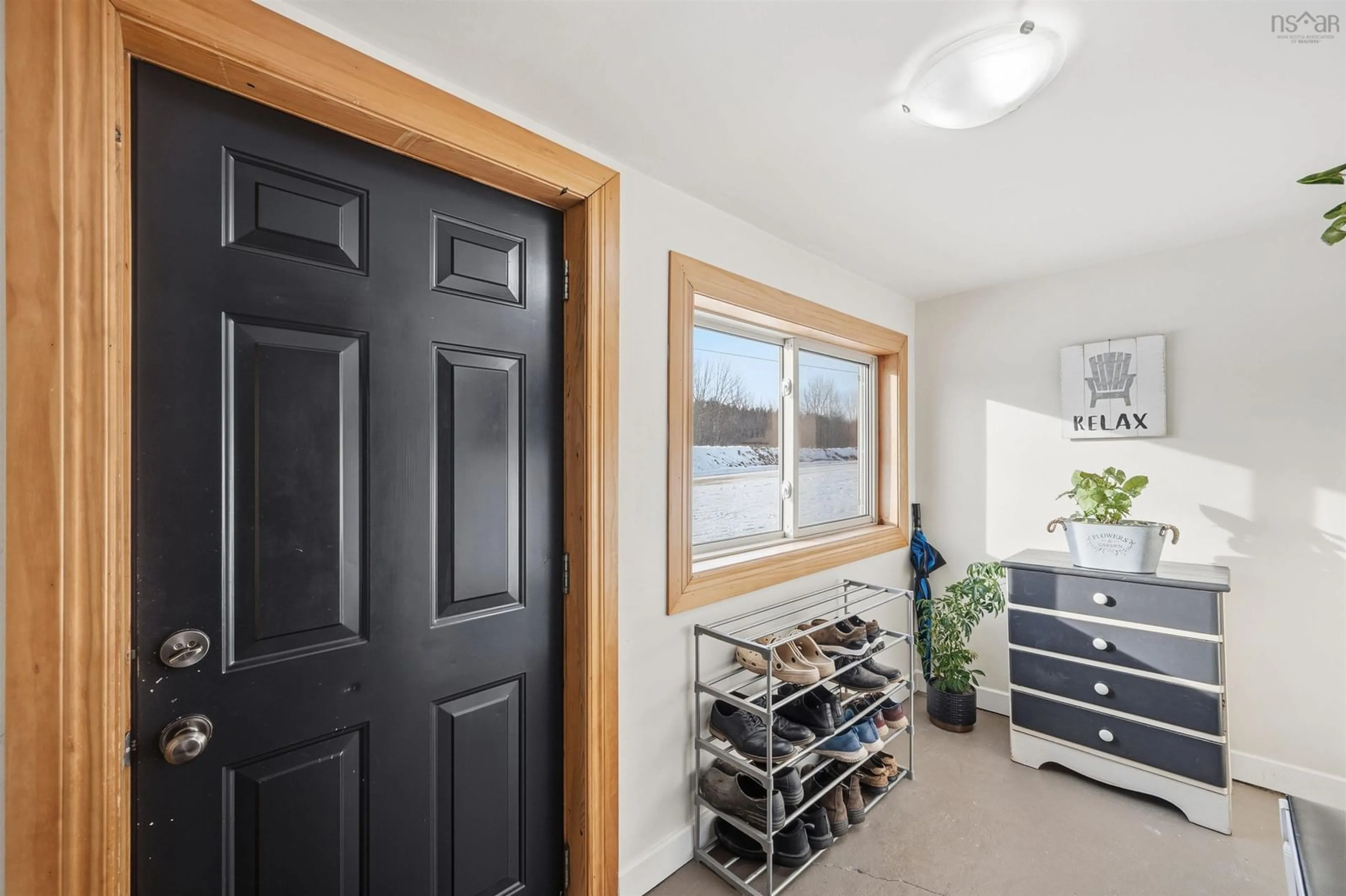 Indoor entryway for 96 Smeltzer Rd, Upper Vaughan Nova Scotia B0N 2T0