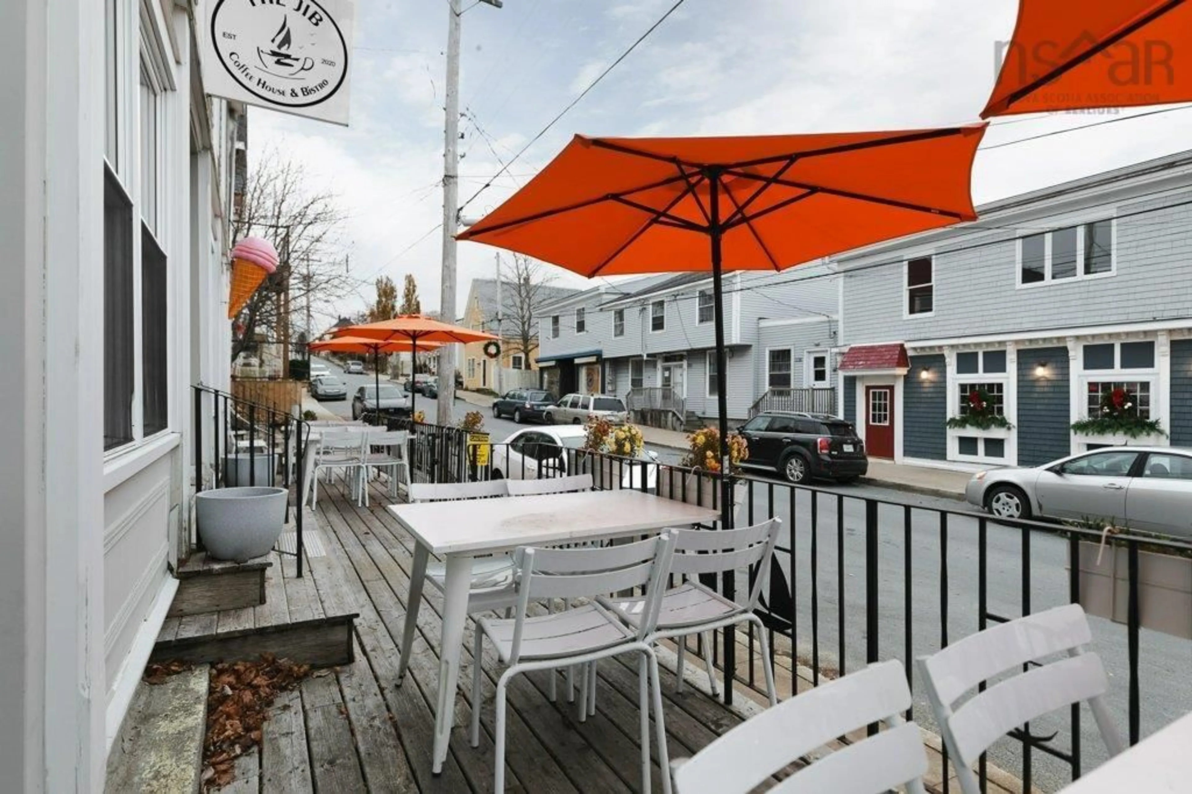 Patio, street for 43 Queen St, Chester Nova Scotia B0J 1J0