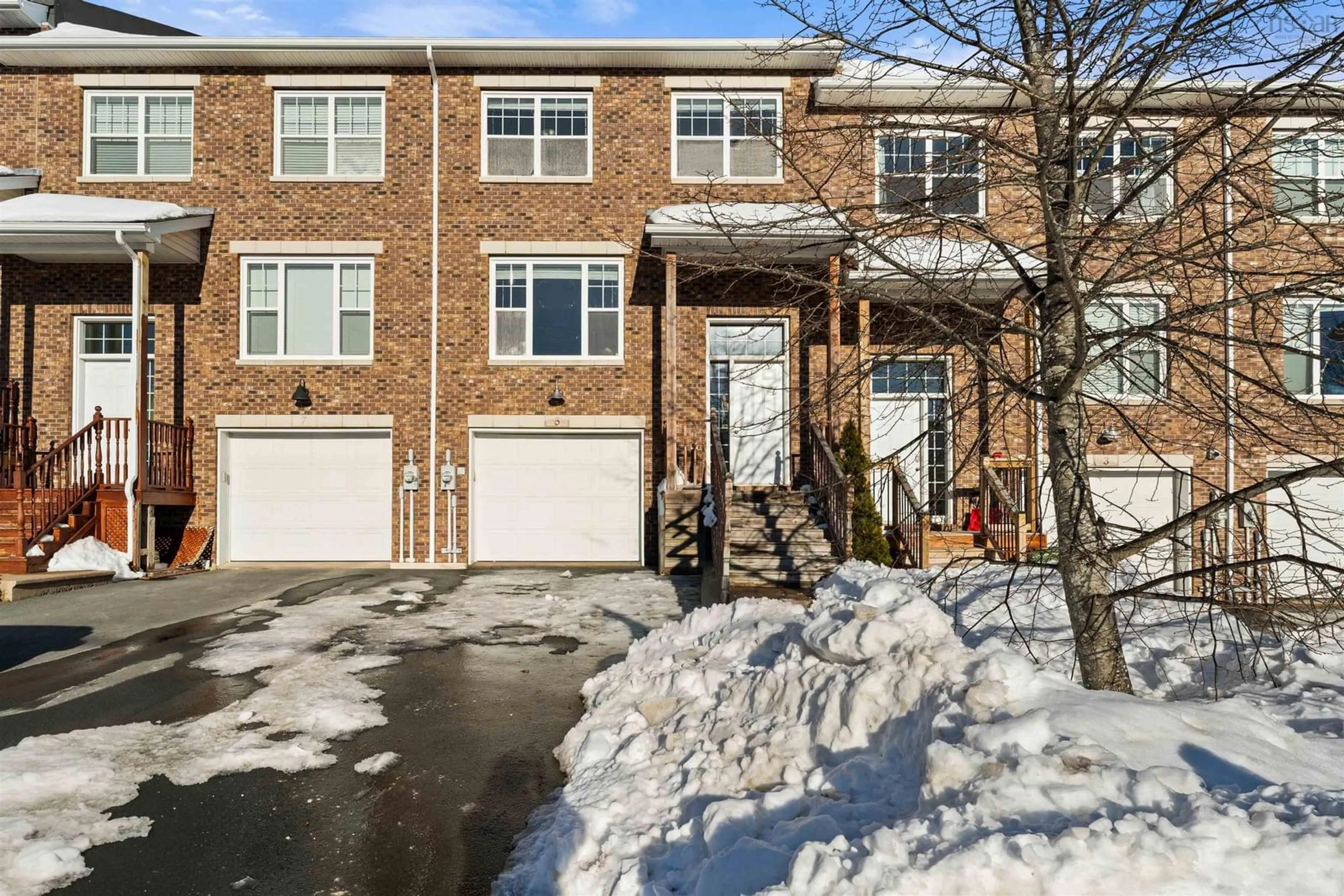 Home with brick exterior material, street for 5 Collingwood Crt, Dartmouth Nova Scotia B2W 0G4