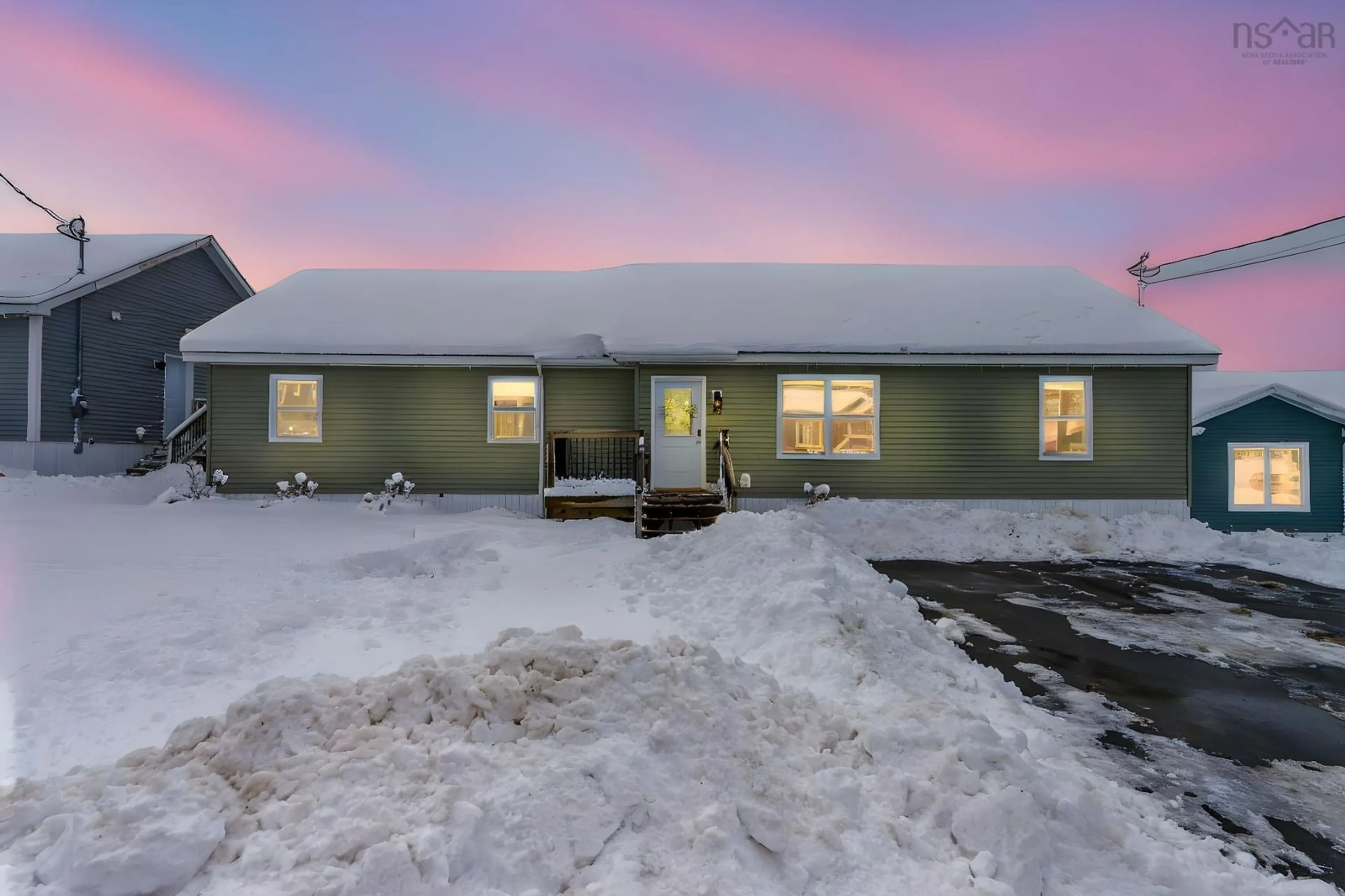 A pic from outside/outdoor area/front of a property/back of a property/a pic from drone, unknown for 32 Mossberry Close, Hubley Nova Scotia B3Z 0S2