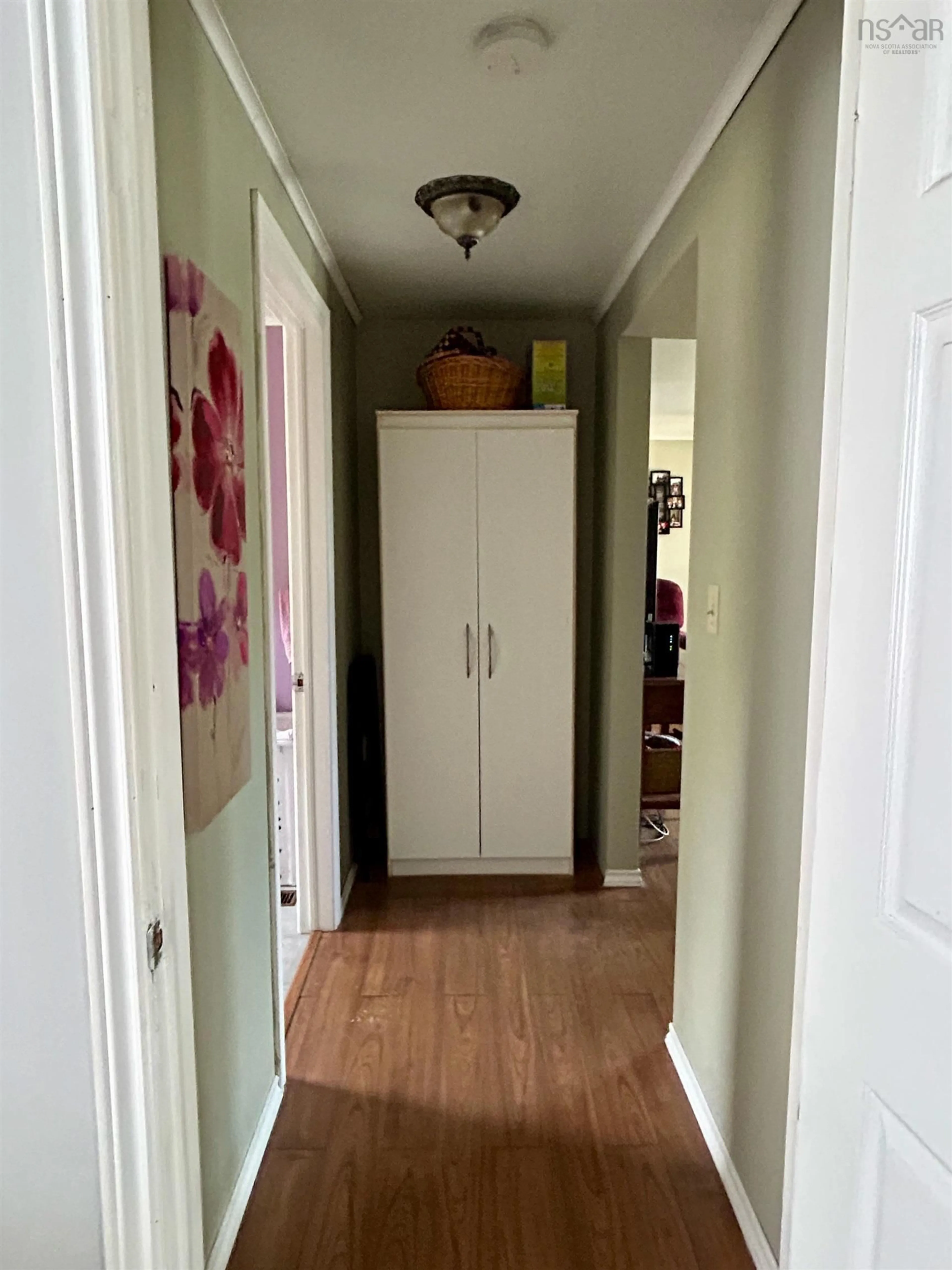 Indoor entryway for 55 Newell Rd, Plymouth Nova Scotia B0W 1B0
