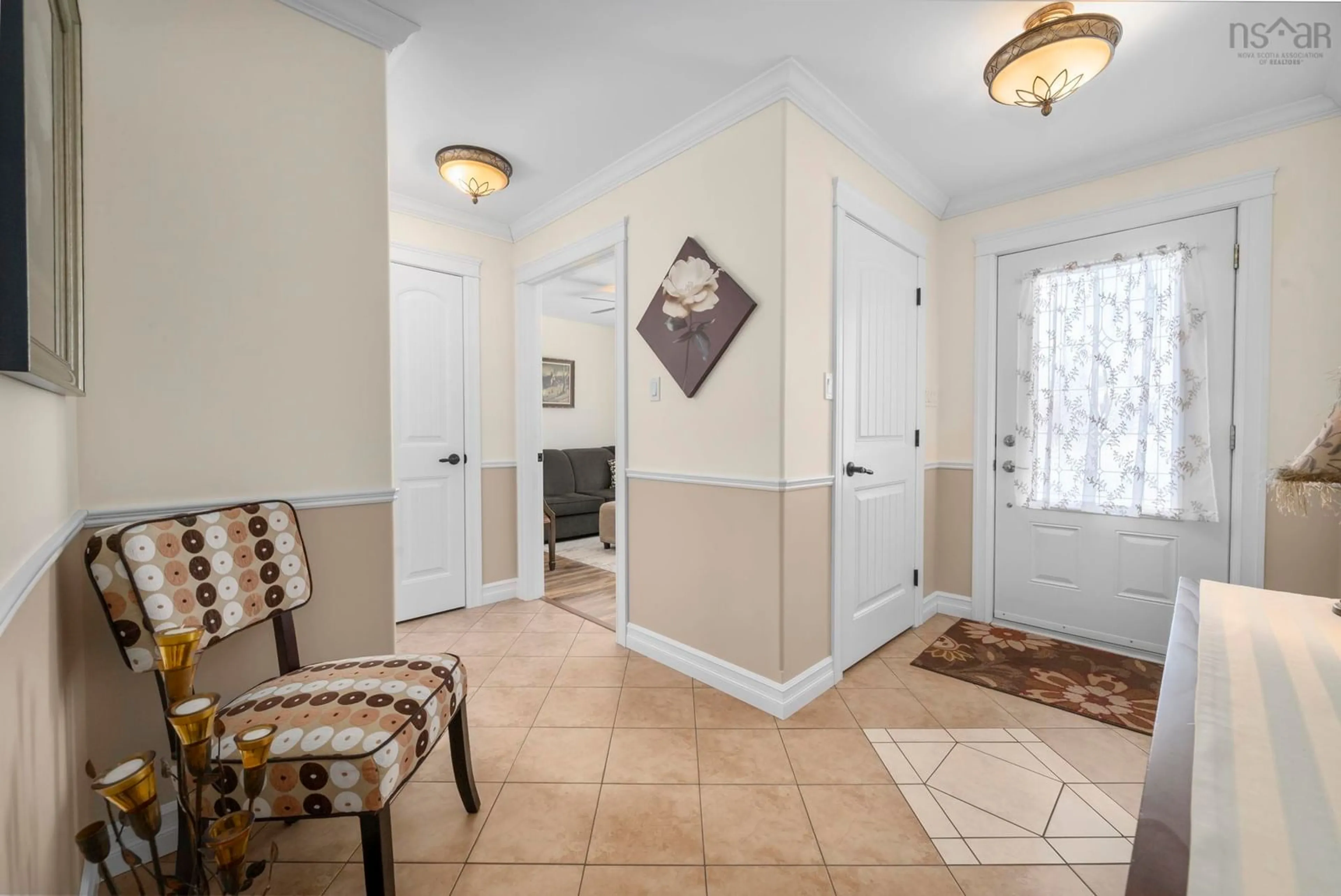Indoor entryway for 23 Beckwith Dr, Berwick Nova Scotia B0P 1E0