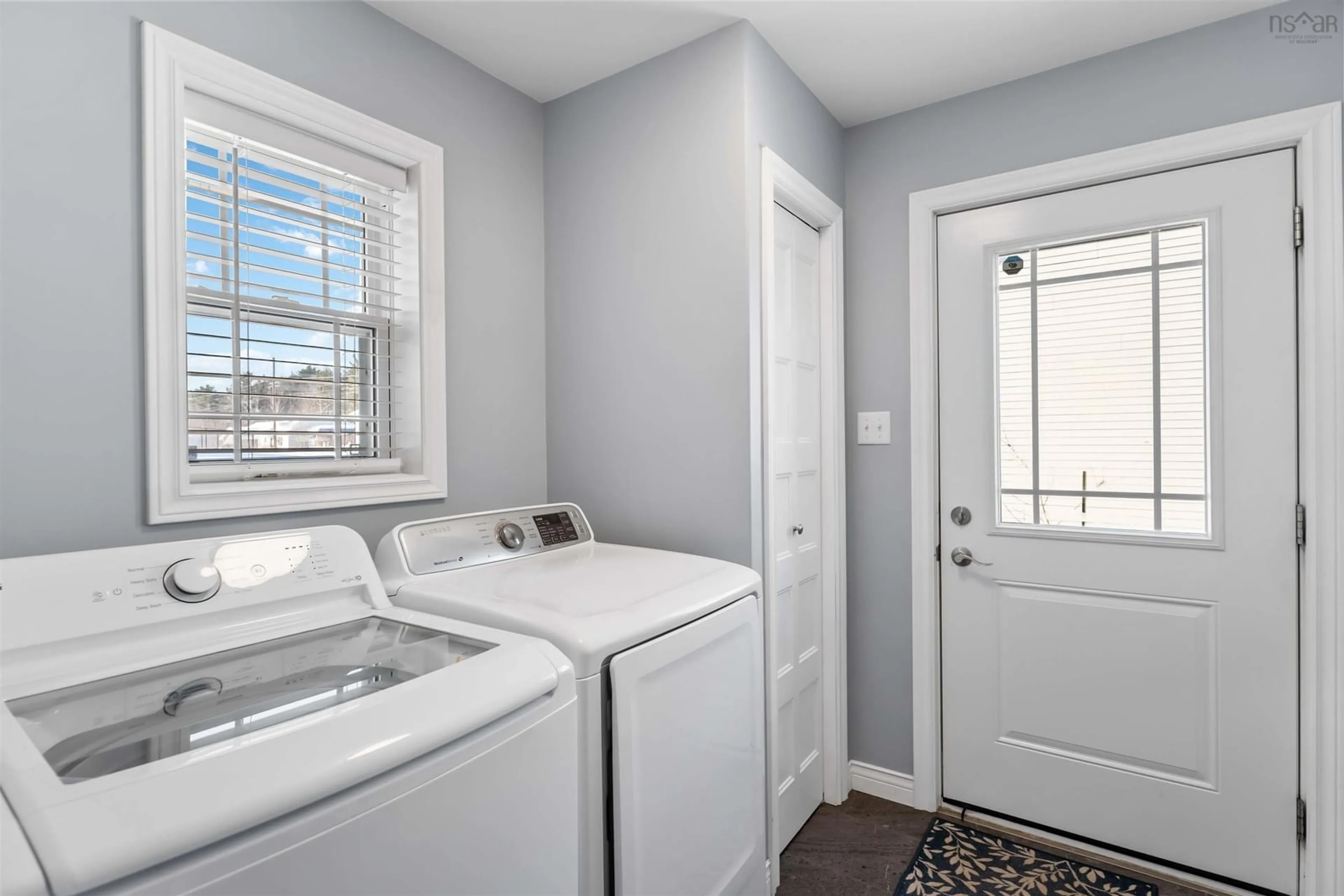 Laundry room for 1021 Arenburg Dr, Cambridge Nova Scotia B0P 1G0