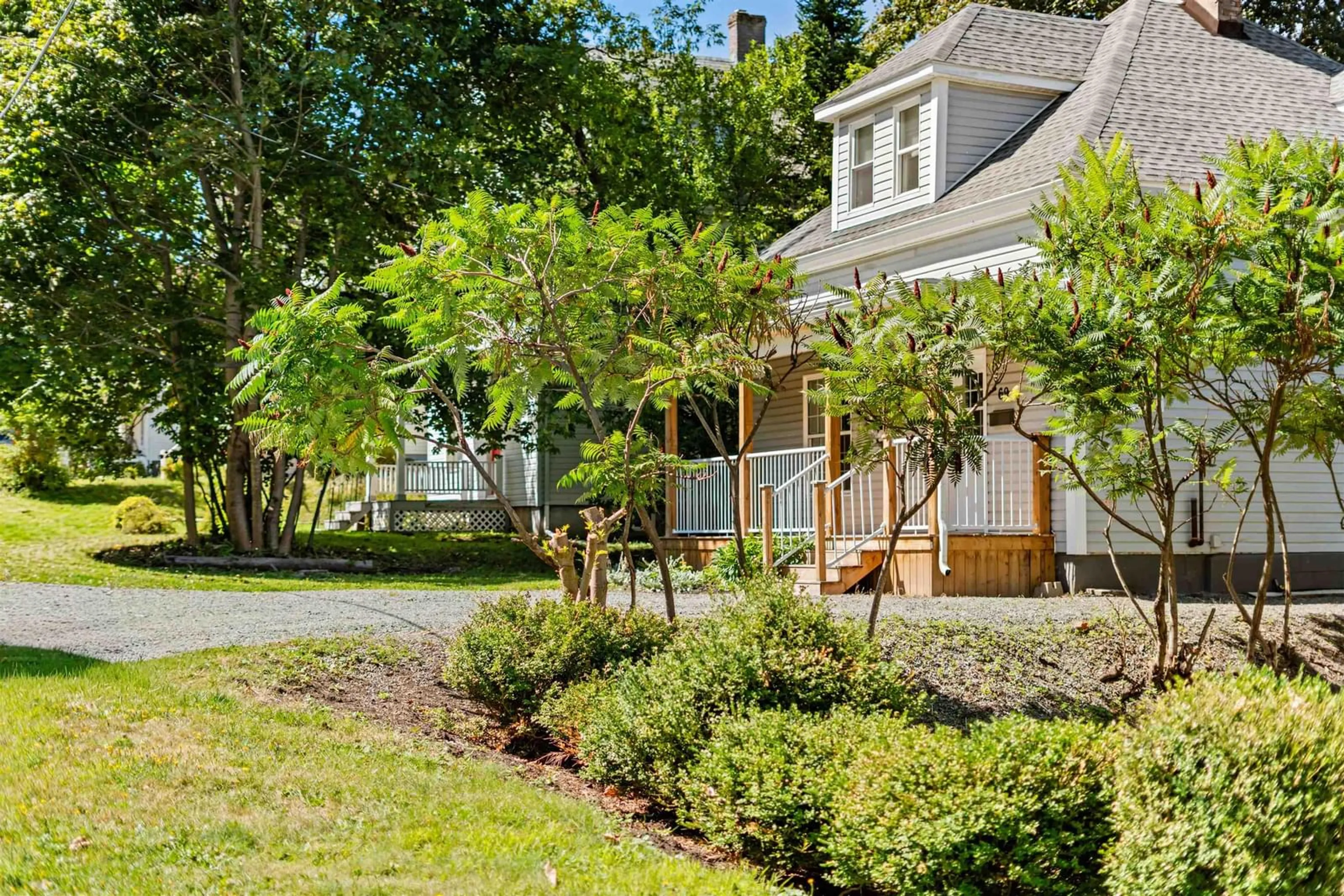 Unknown for 69 Maple Ave, New Glasgow Nova Scotia B2H 2B3