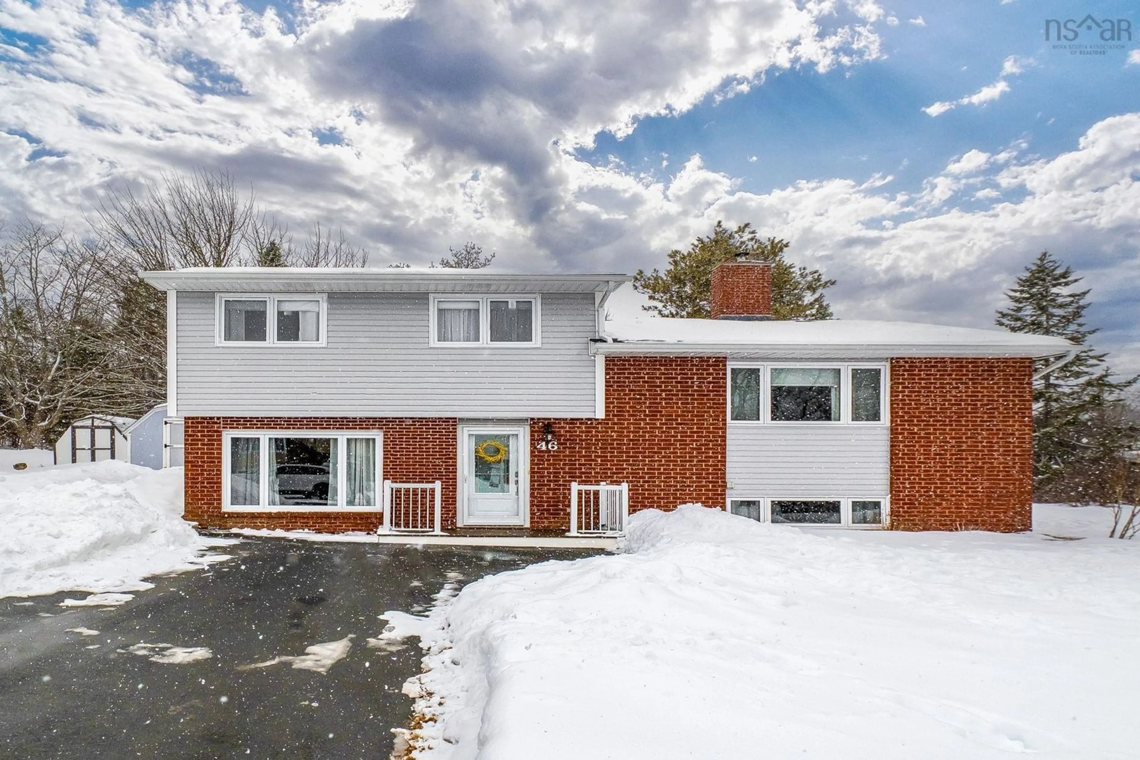 Home with vinyl exterior material, street for 46 Boling Green Cres, Cole Harbour Nova Scotia B2V 1J8