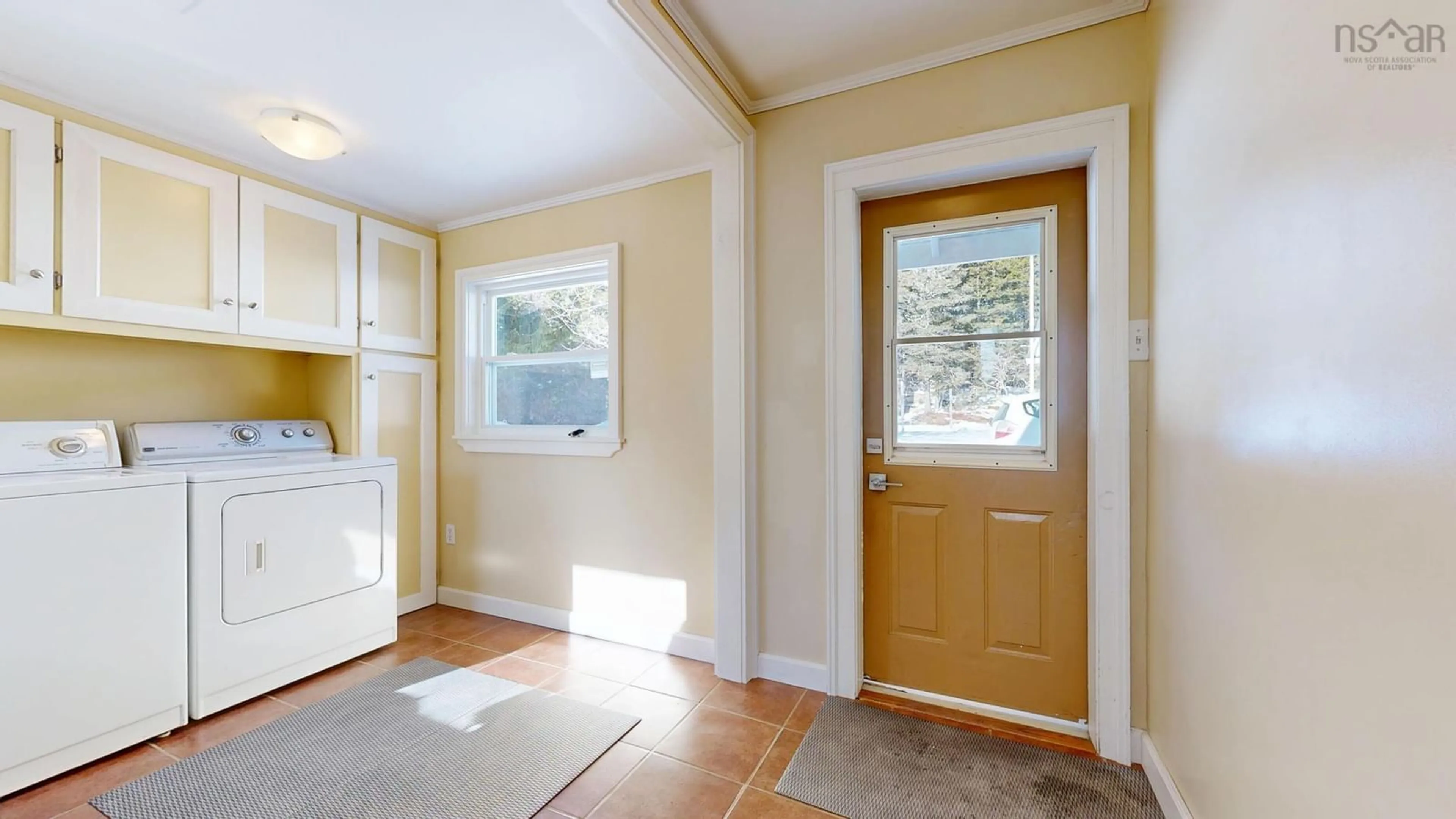 Indoor entryway for 4532 Highway 331, West Dublin Nova Scotia B0R 1C0