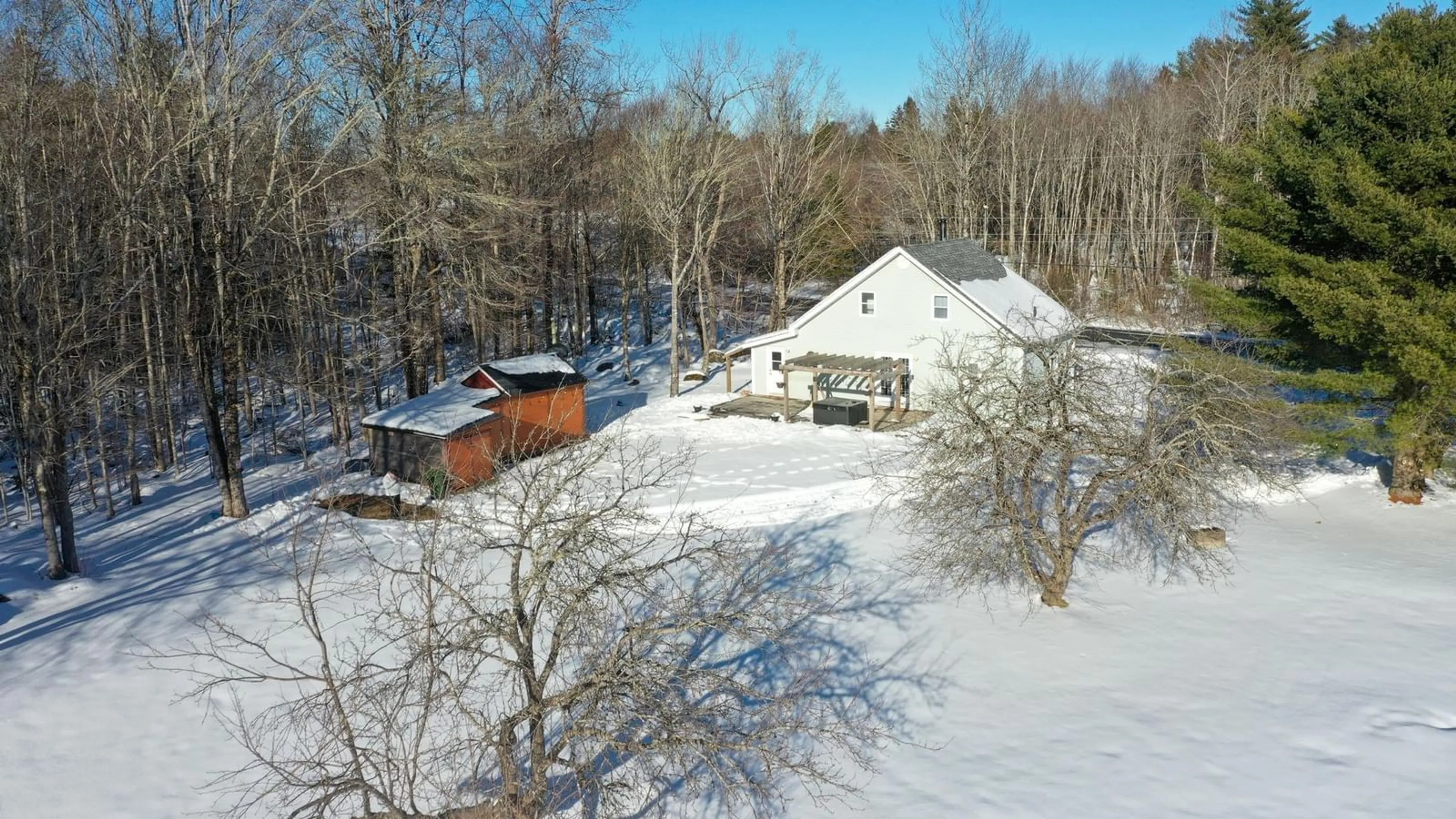 A pic from outside/outdoor area/front of a property/back of a property/a pic from drone, unknown for 4149 Woodstock Rd, Mahone Bay Nova Scotia B0J 2E0