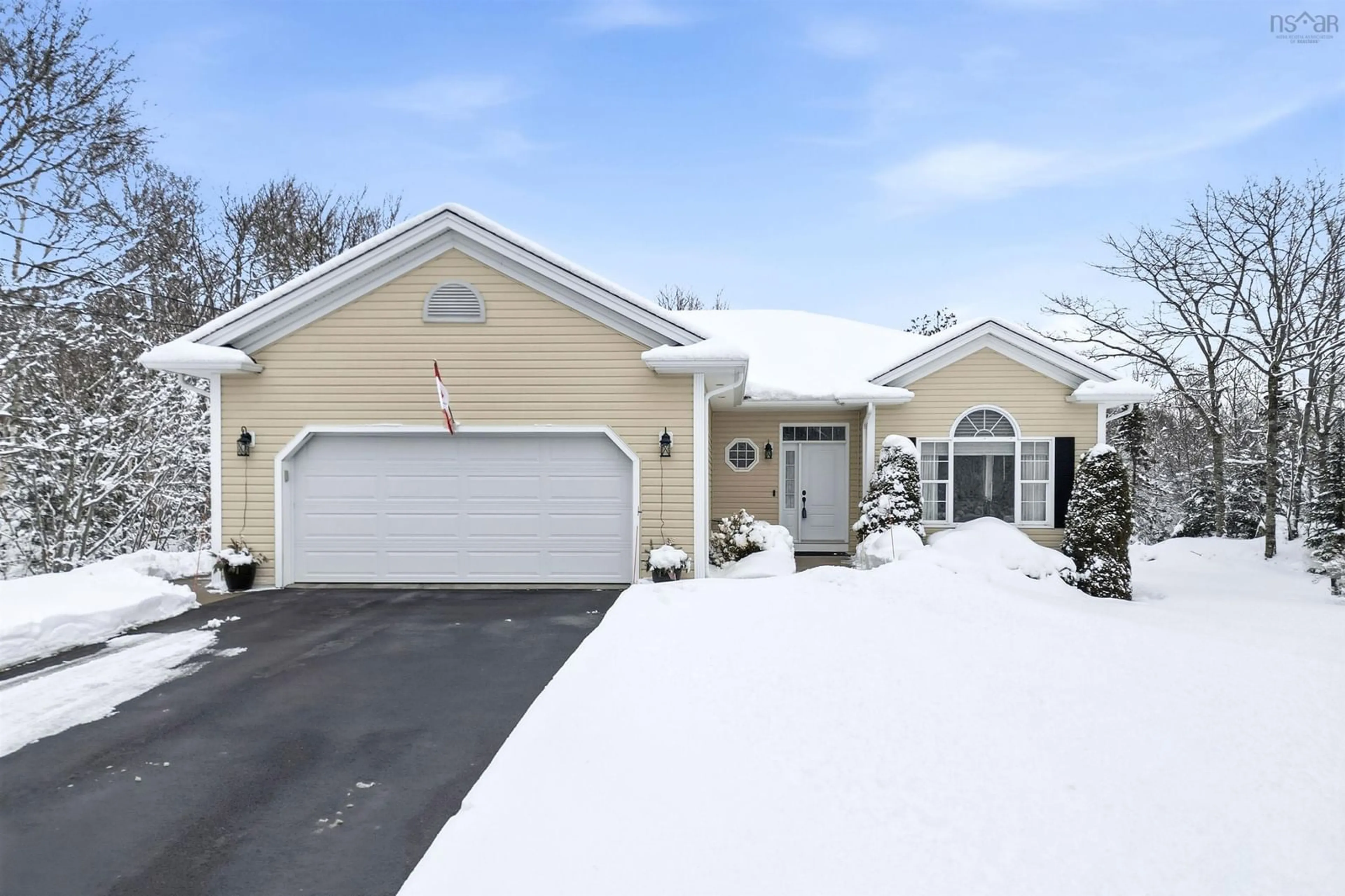 Home with vinyl exterior material, street for 208 Blackbear Cir, Lewis Lake Nova Scotia B3Z 0E3