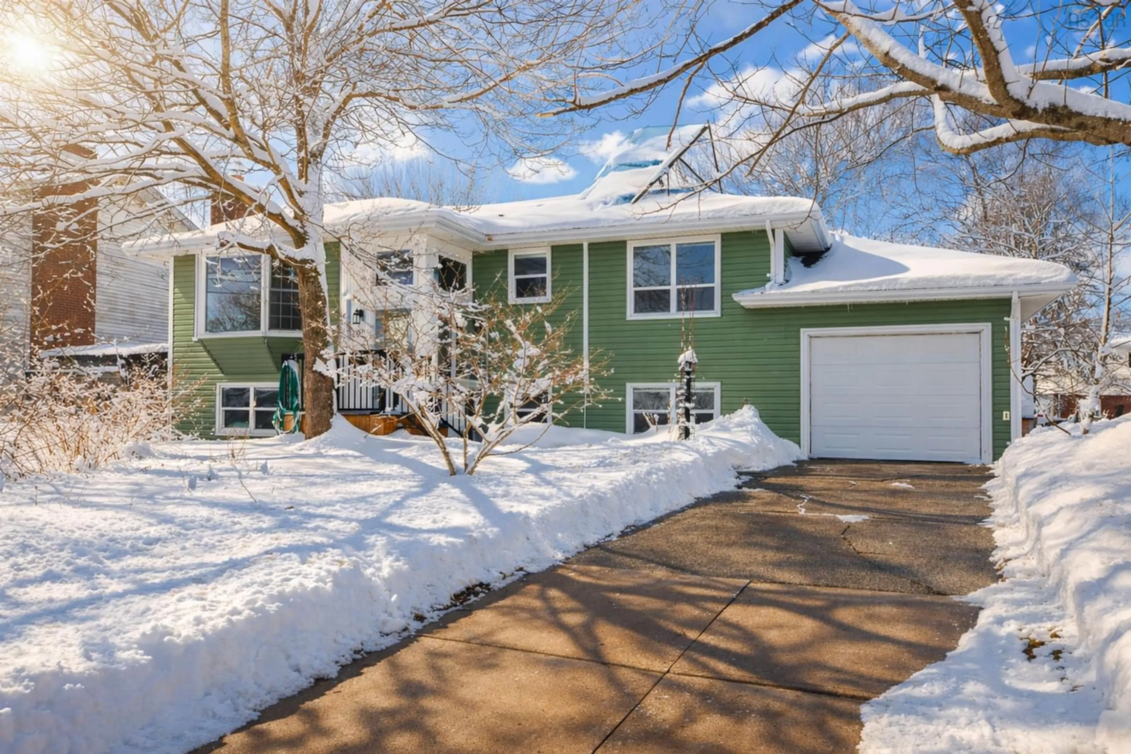 Home with vinyl exterior material, street for 39 Inverness Ave, Halifax Nova Scotia B3P 1X6