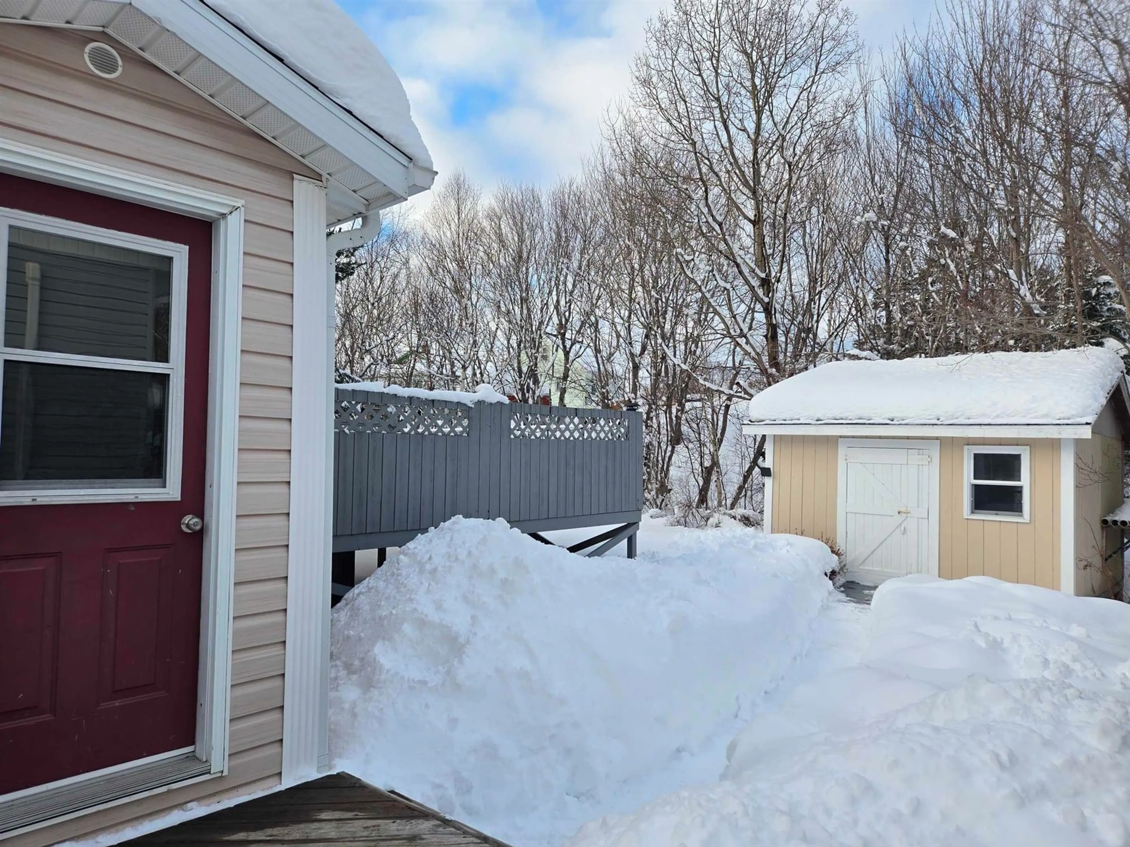 Shed for 43 Glenda Cres, Sydney Nova Scotia B1S 2M4