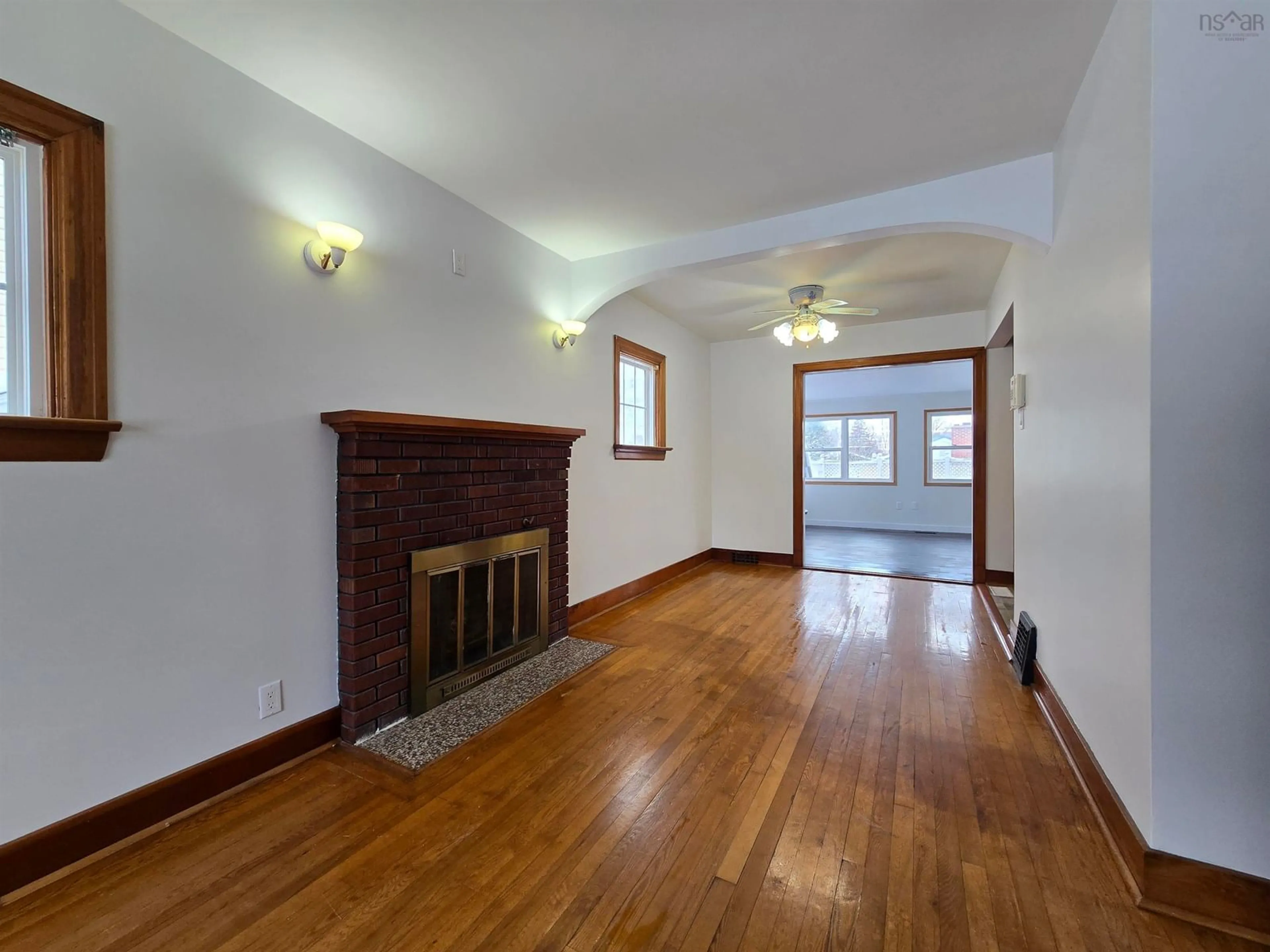 Unknown for 2 George St, Truro Nova Scotia B2N 3B6