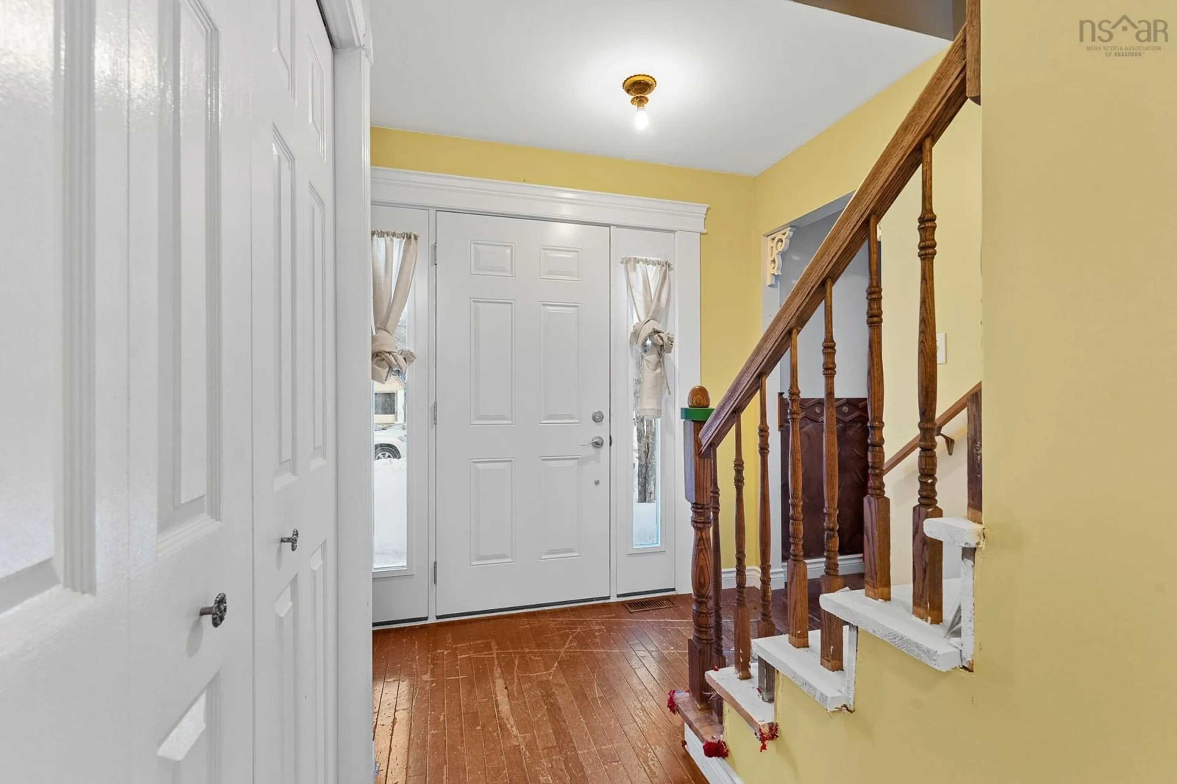 Indoor entryway for 39 Continental Lane, Eastern Passage Nova Scotia B3G 1M5
