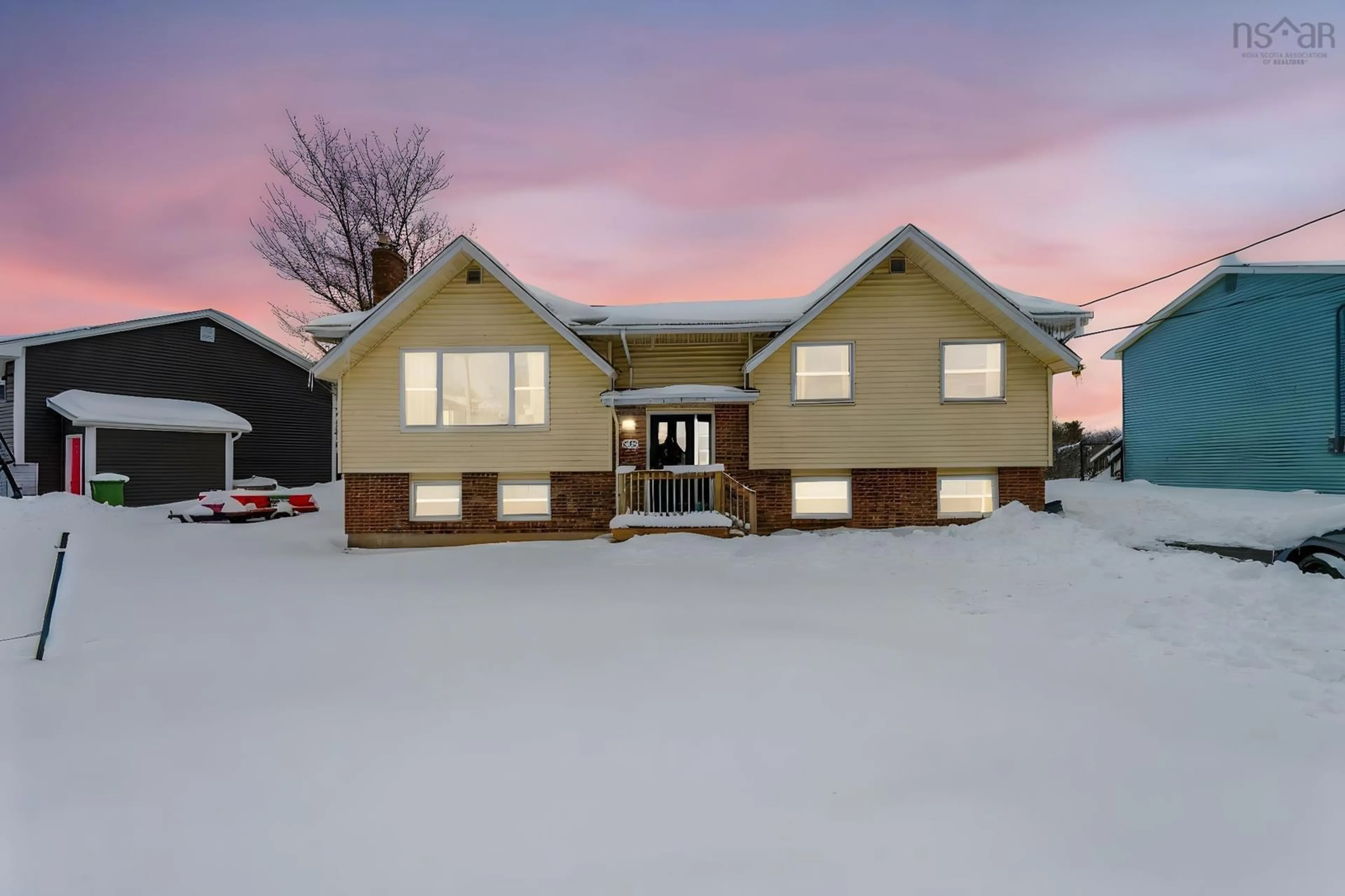 Unknown for 679 Basinview Dr, Bedford Nova Scotia B4A 3E8