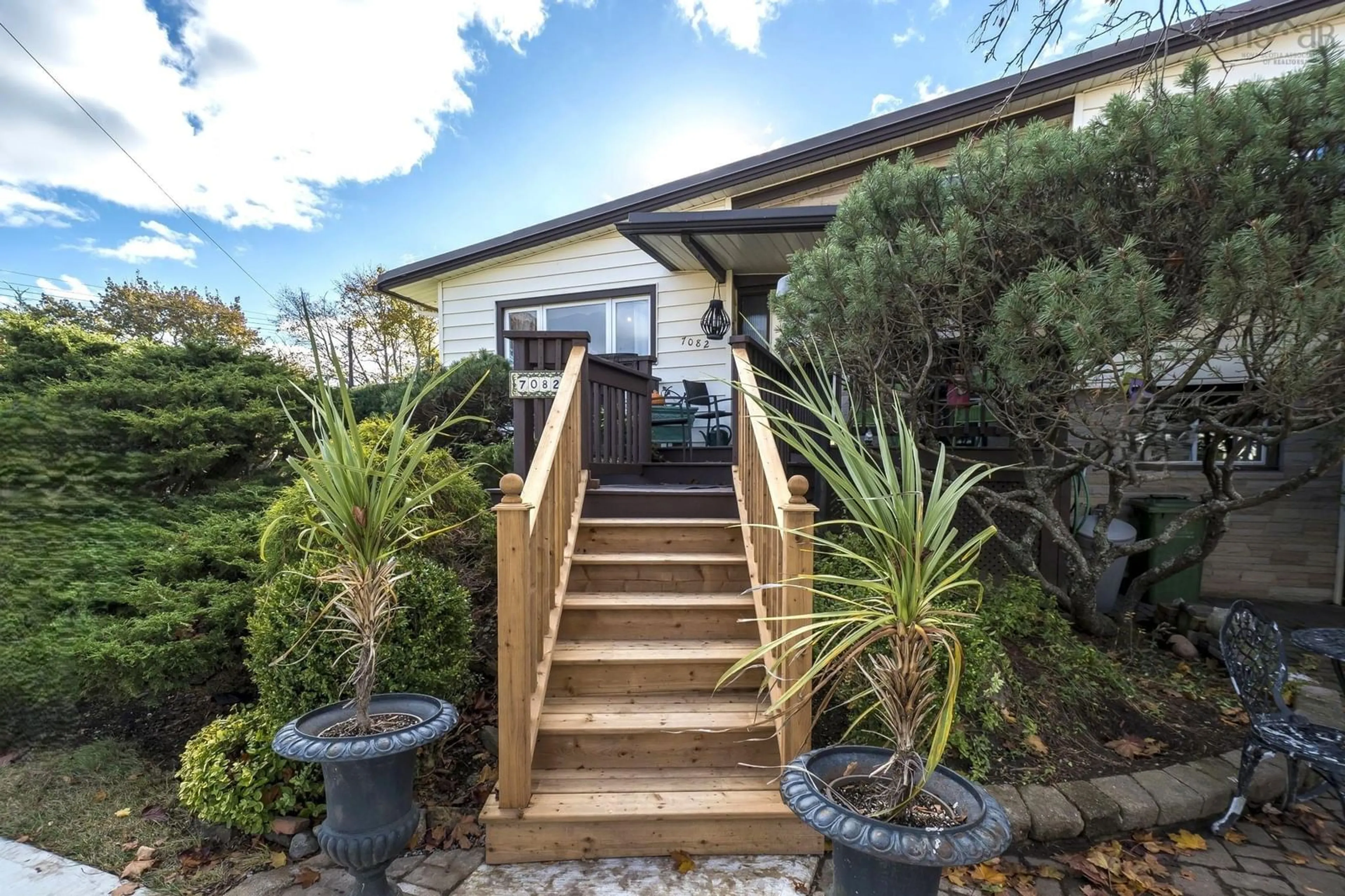 Unknown for 7082 Murdoch Ave, Halifax Nova Scotia B3L 2G7