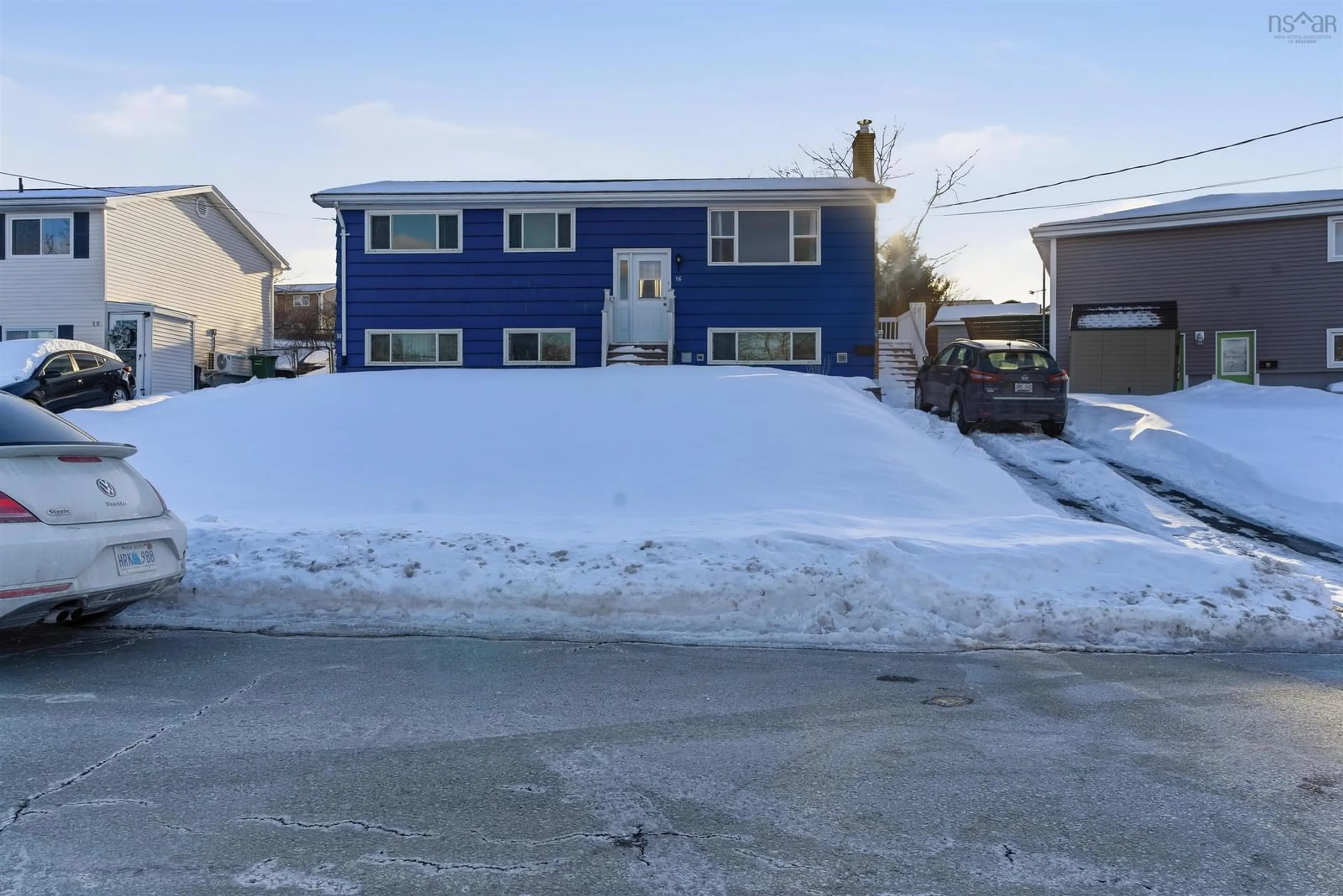 Unknown for 16/18 Clearview St, Halifax Nova Scotia B3R 1N6