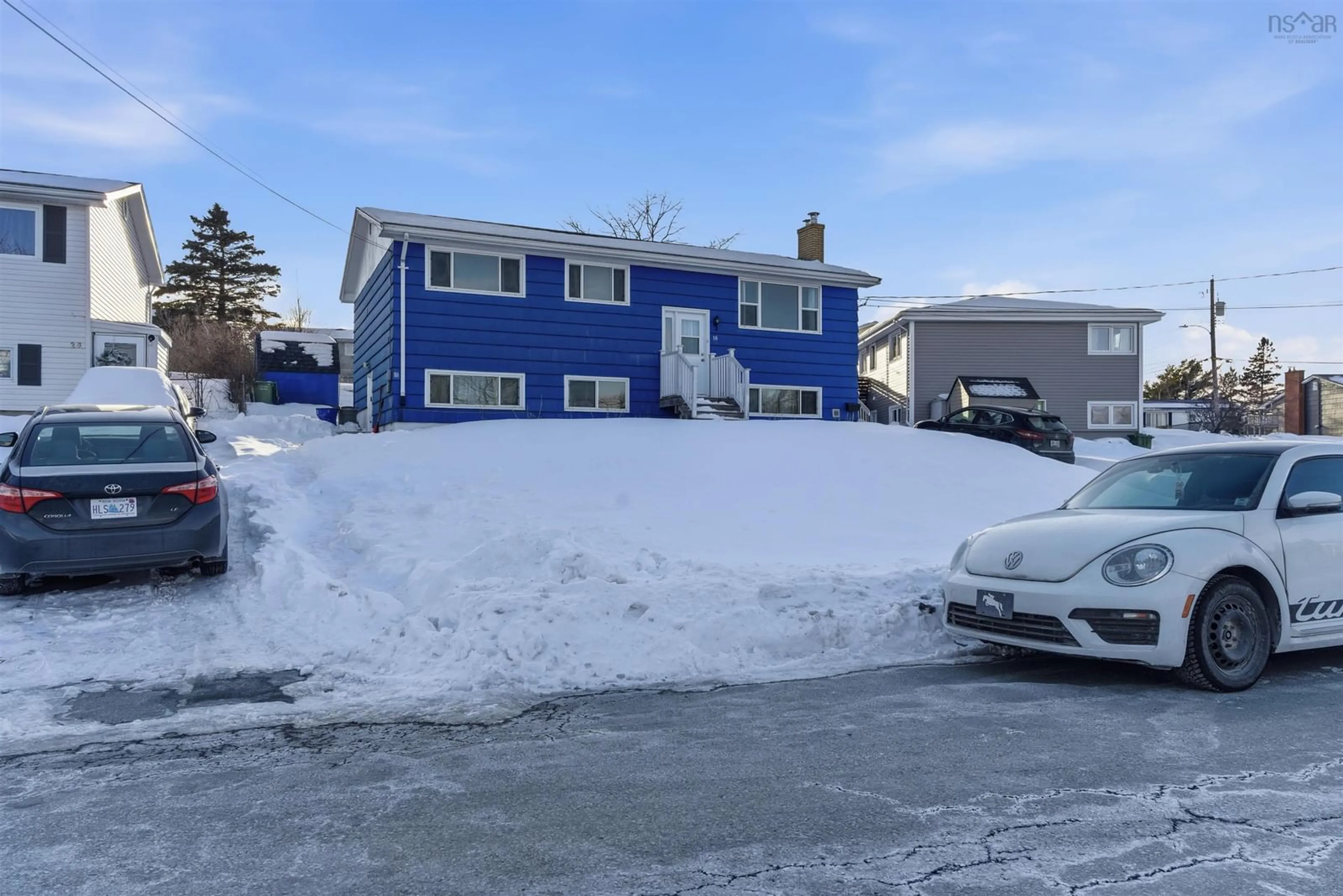 Unknown for 16/18 Clearview St, Halifax Nova Scotia B3R 1N6