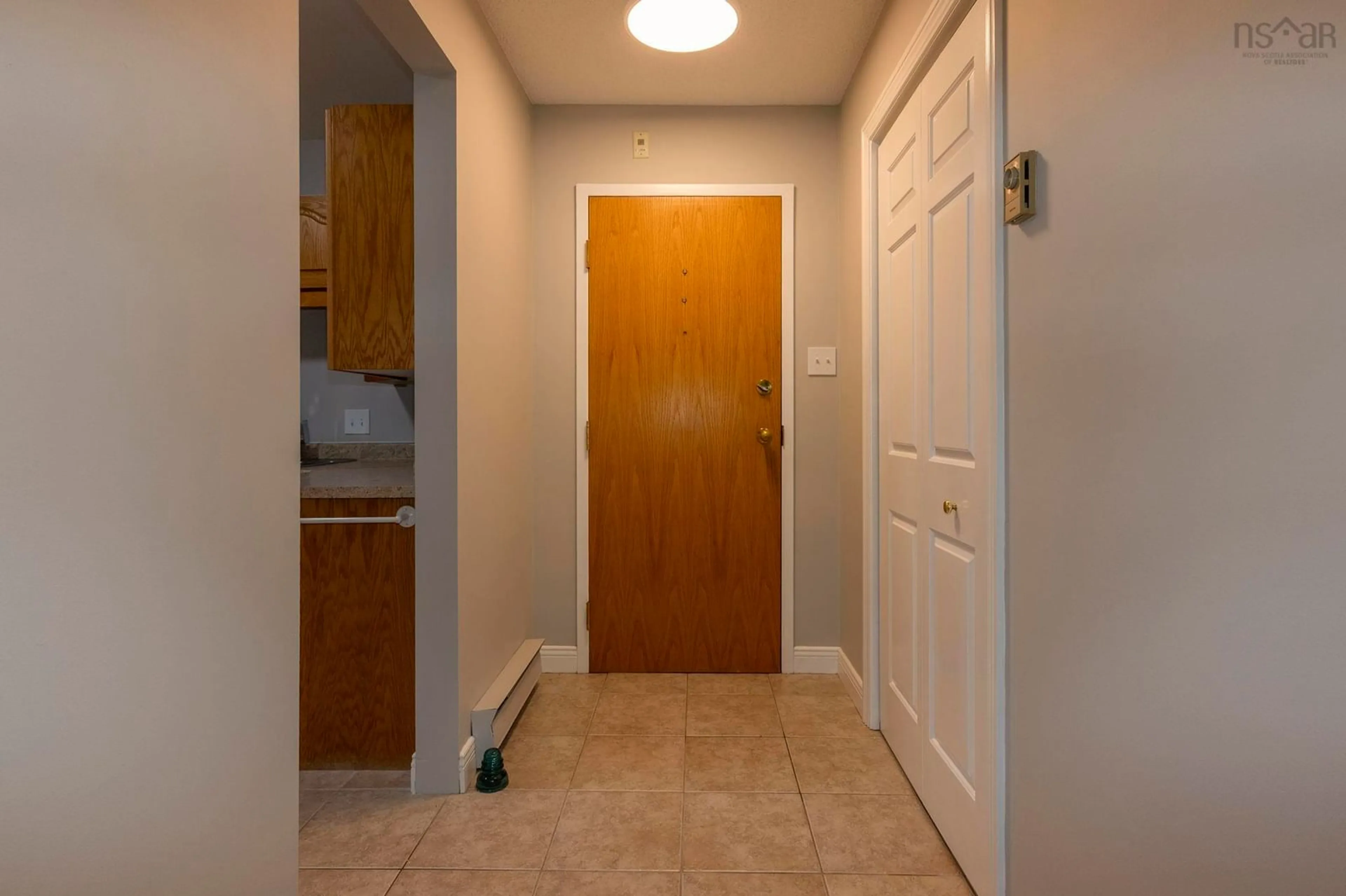 Indoor entryway for 403 Prince St #204, Truro Nova Scotia B2N 1E6