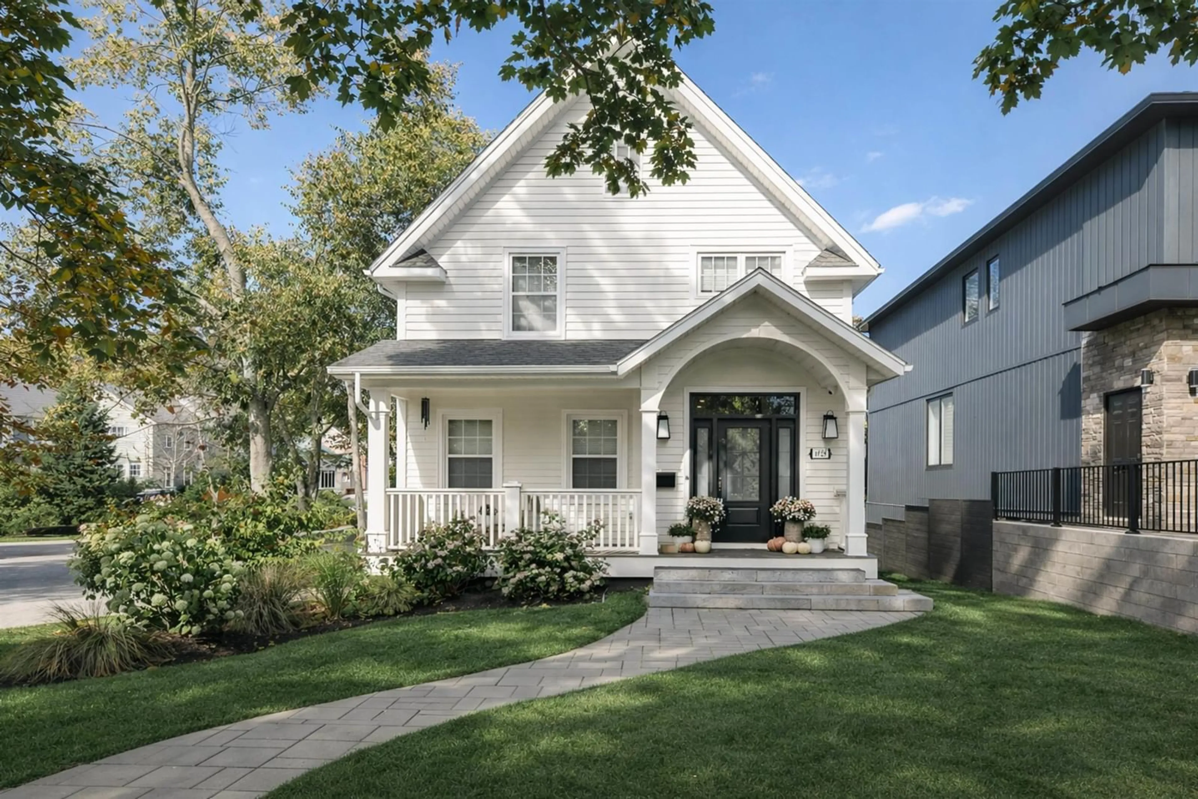 Home with vinyl exterior material, street for 6029 Inglis St, Halifax Nova Scotia B3H 1K9