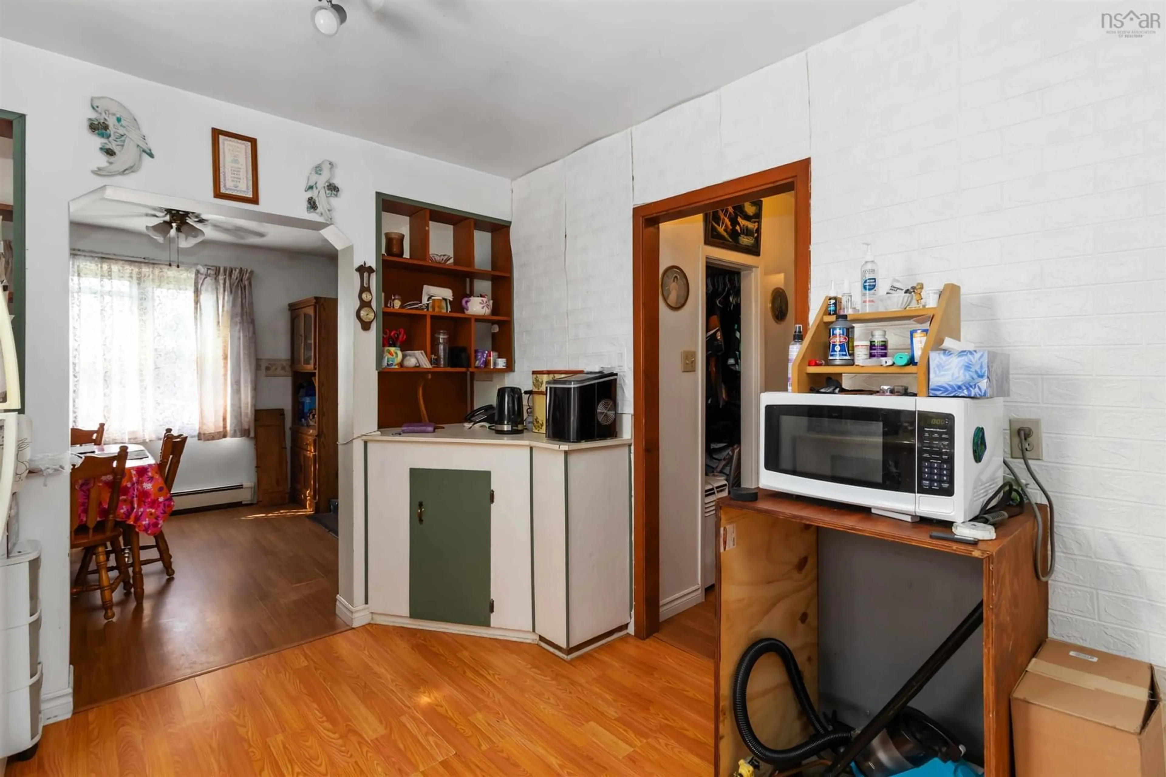 Standard kitchen, unknown for 24 Levis St, Halifax Nova Scotia B3R 1L9