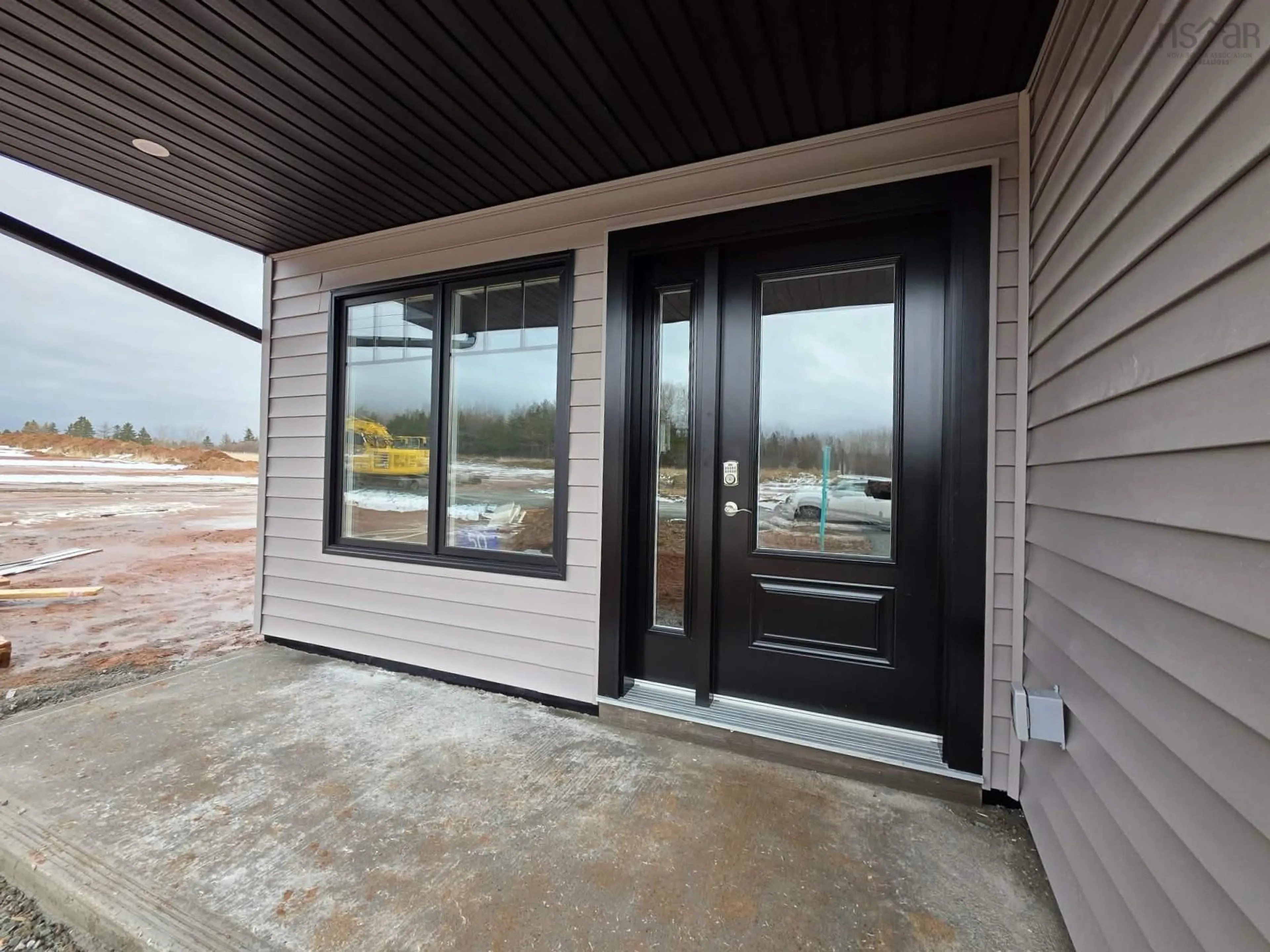 Indoor entryway for 56B Summer Hill Pl, Upper Onslow Nova Scotia B6L 0G9