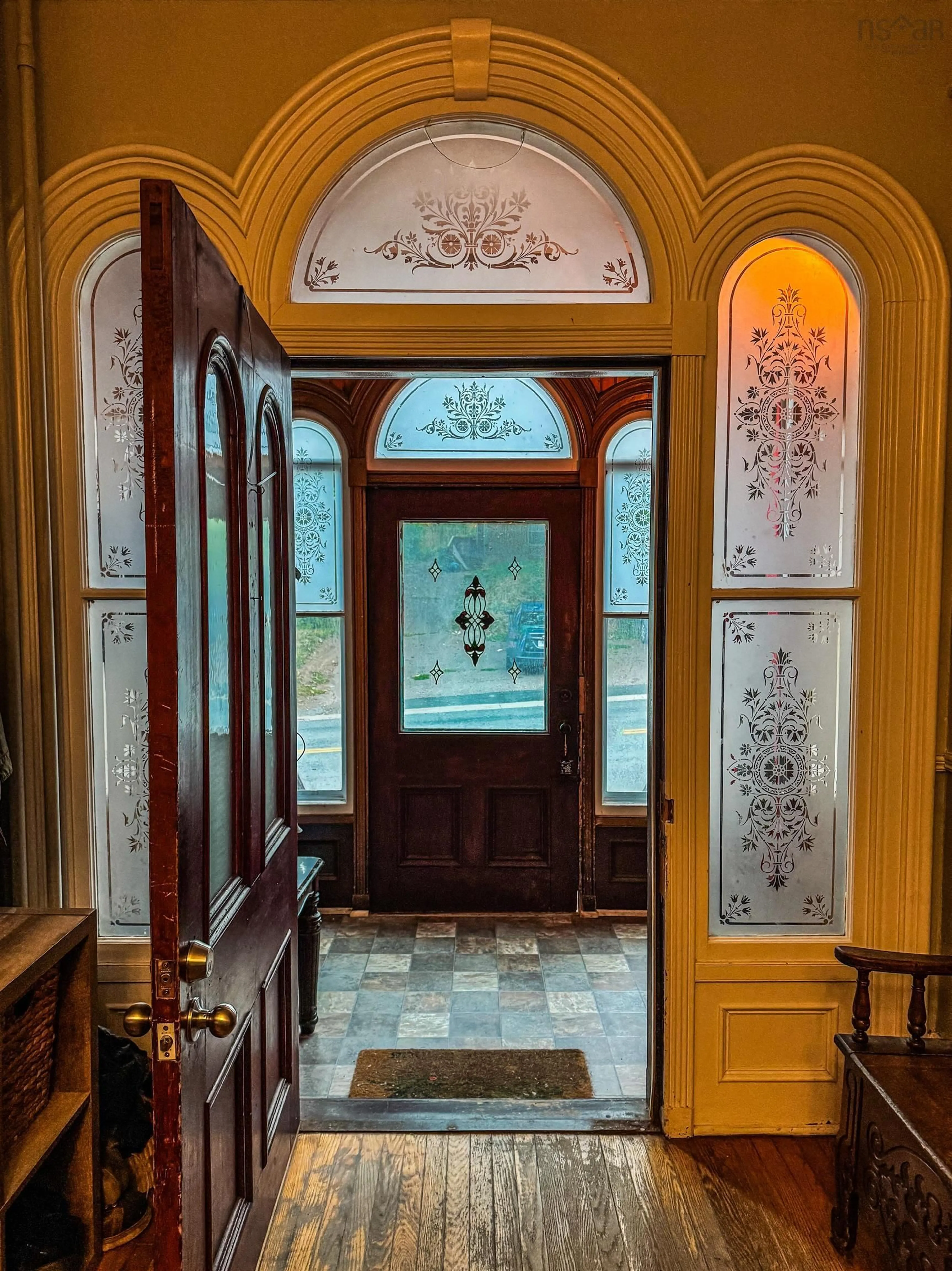 Indoor entryway for 75 Denoon St, Pictou Nova Scotia B0K 1H0