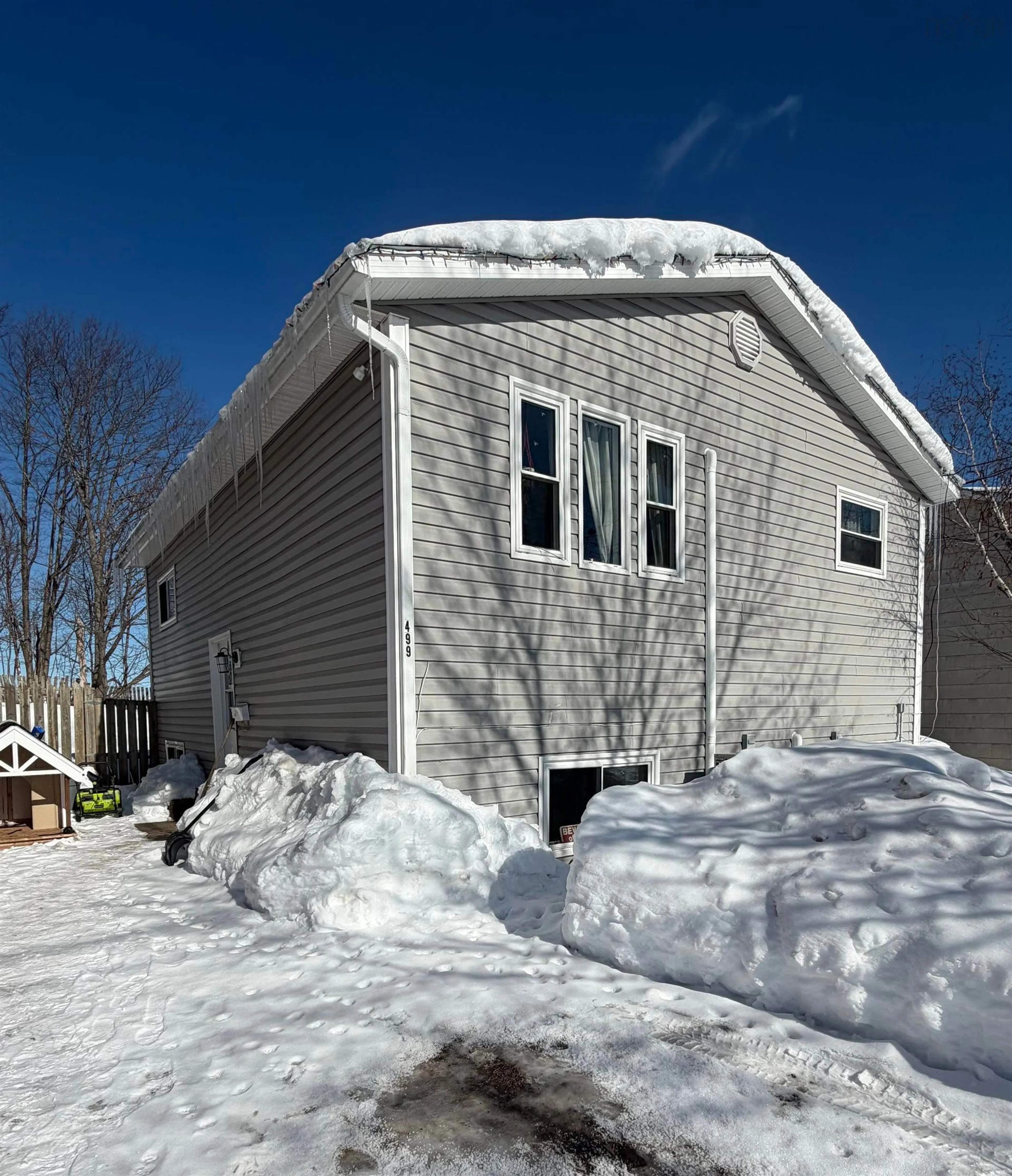 Home with vinyl exterior material, street for 499 Birch Street, New Glasgow Nova Scotia B2H 1Y2