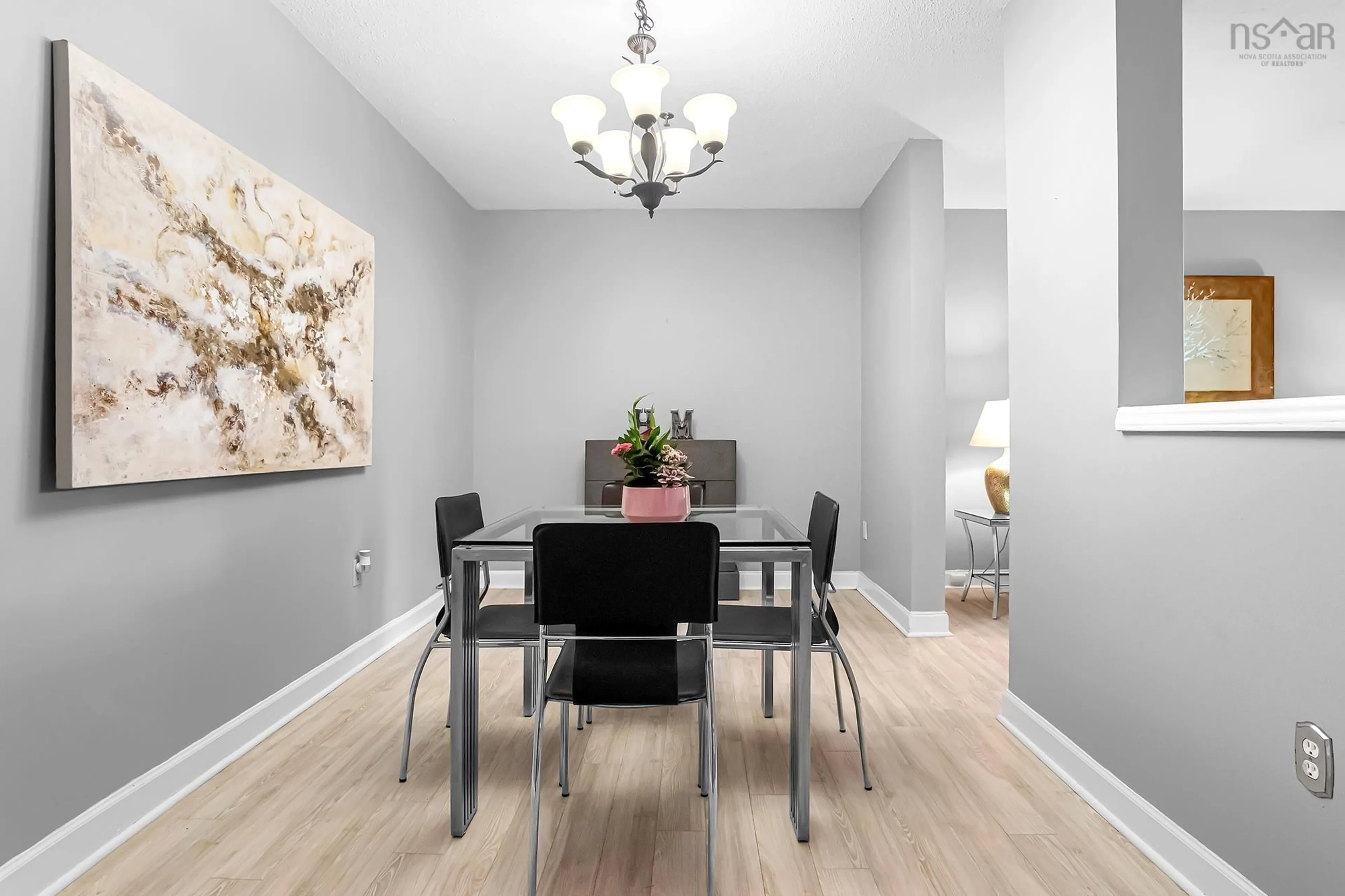 Dining room, wood/laminate floor for 158 Farnham Gate Rd #104, Halifax Nova Scotia B3K 4X8