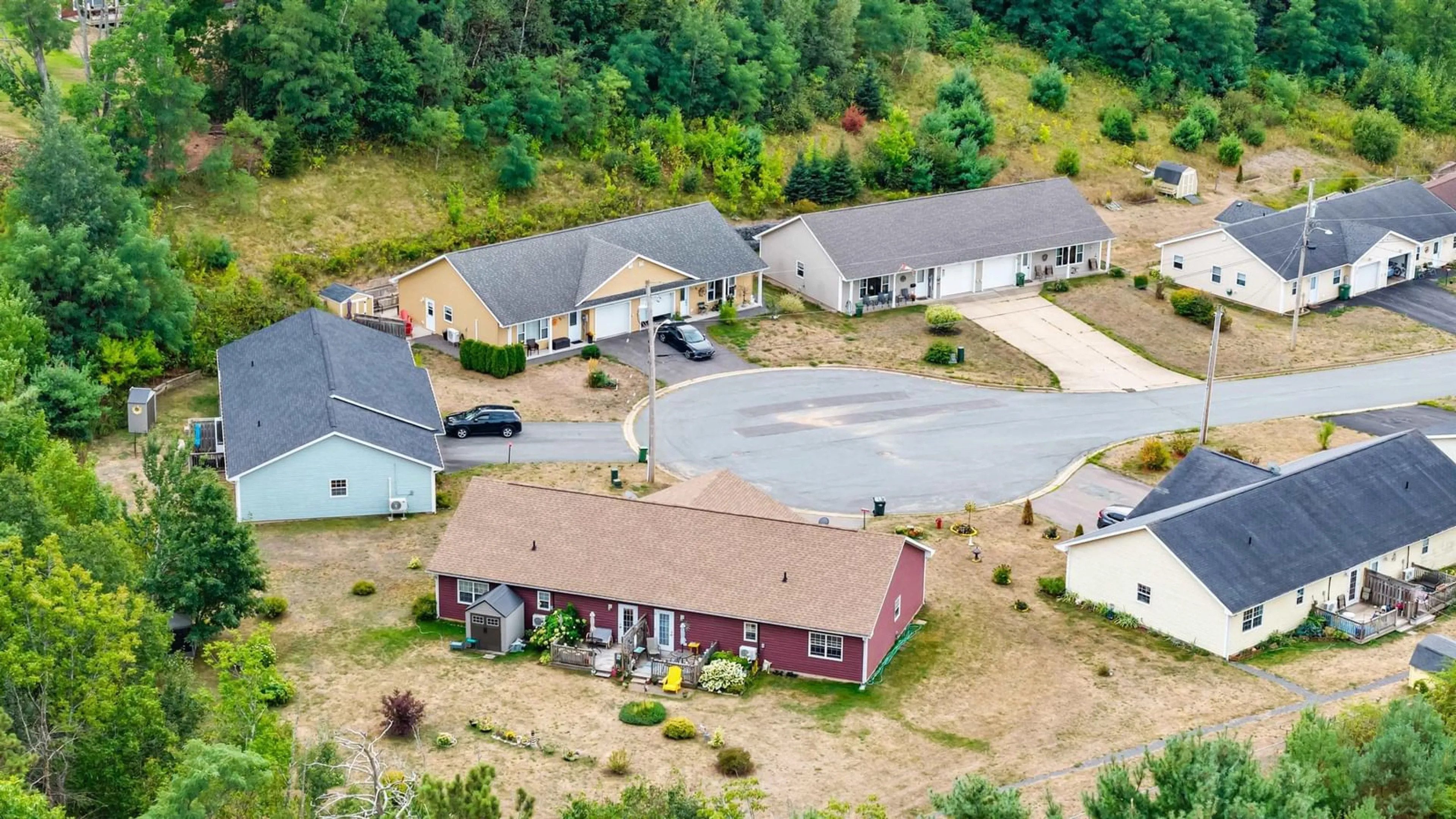 A pic from outside/outdoor area/front of a property/back of a property/a pic from drone, unknown for 42 Kimbrough Crt, Greenwich Nova Scotia B4P 2R2