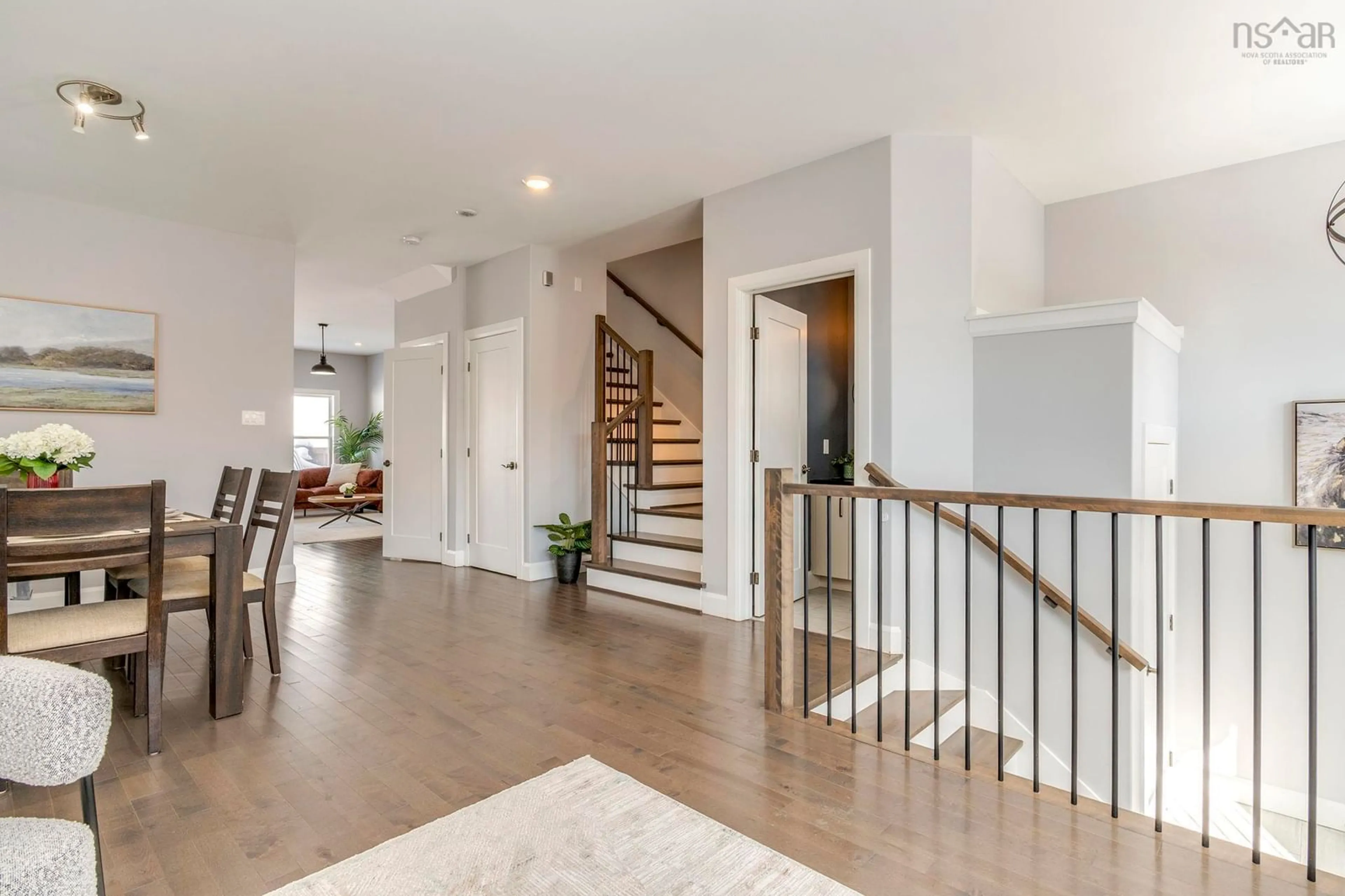 Indoor entryway for 307 Fleetview Dr, Halifax Nova Scotia B3M 4V4