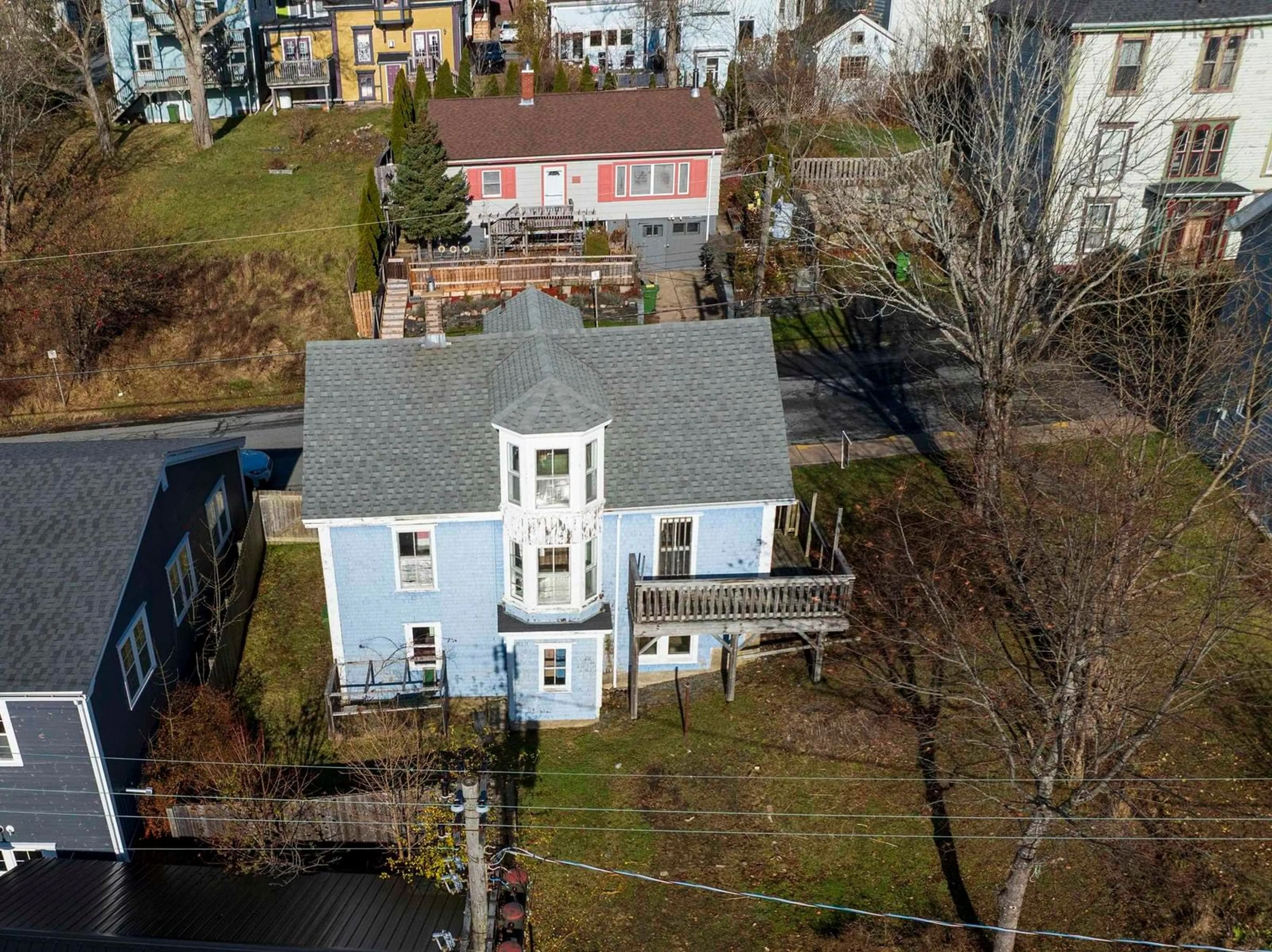 A pic from outside/outdoor area/front of a property/back of a property/a pic from drone, building for 200 Montague St, Lunenburg Nova Scotia B0J 2C0