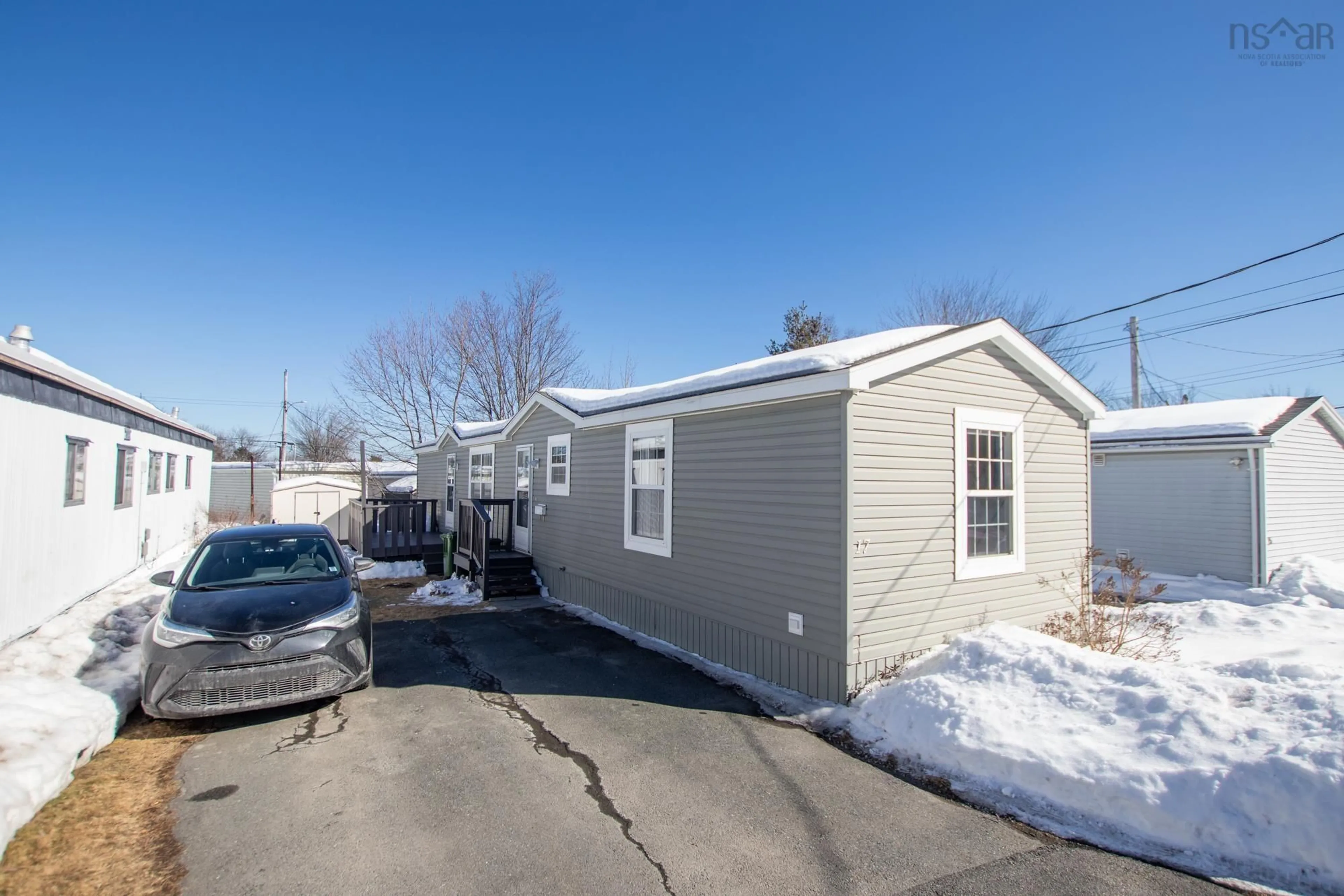 Unknown for 17 General Ave, Halifax Nova Scotia B3M 1E7