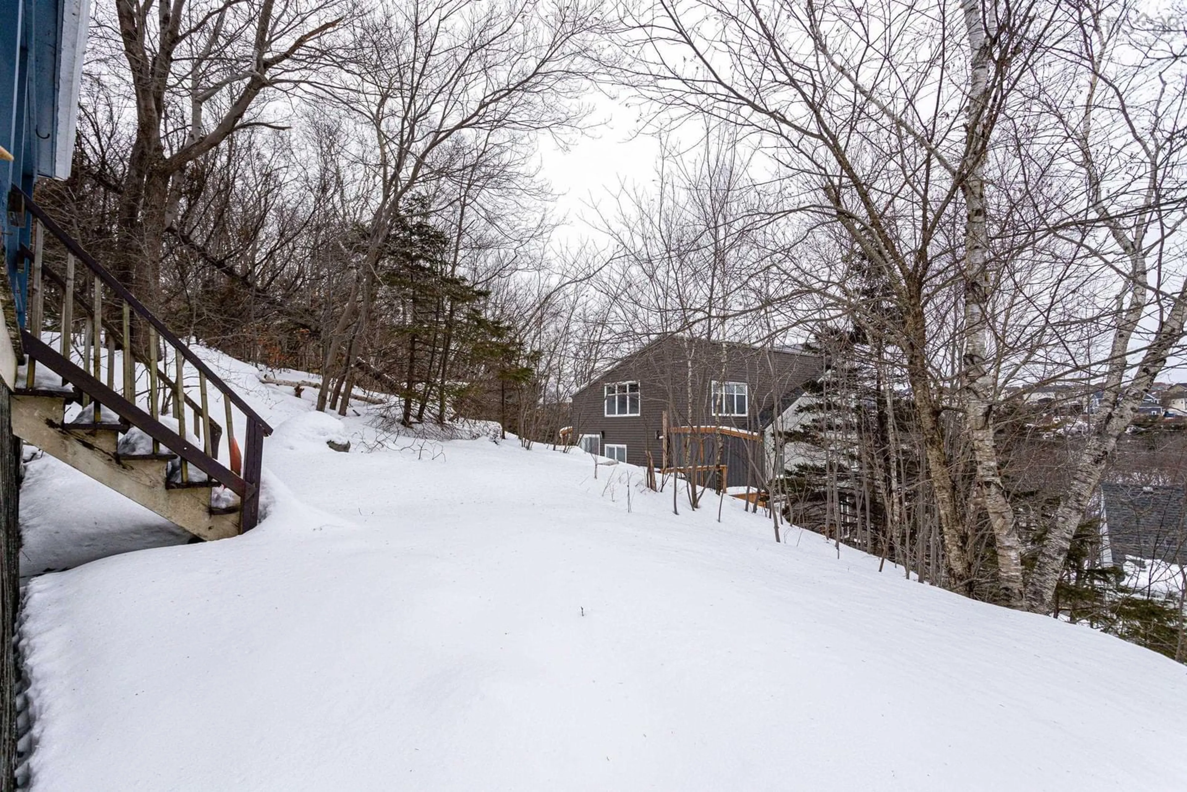 A pic from outside/outdoor area/front of a property/back of a property/a pic from drone, mountain view for 19/21 Knollwood Lane, Halifax Nova Scotia B3N 1X1